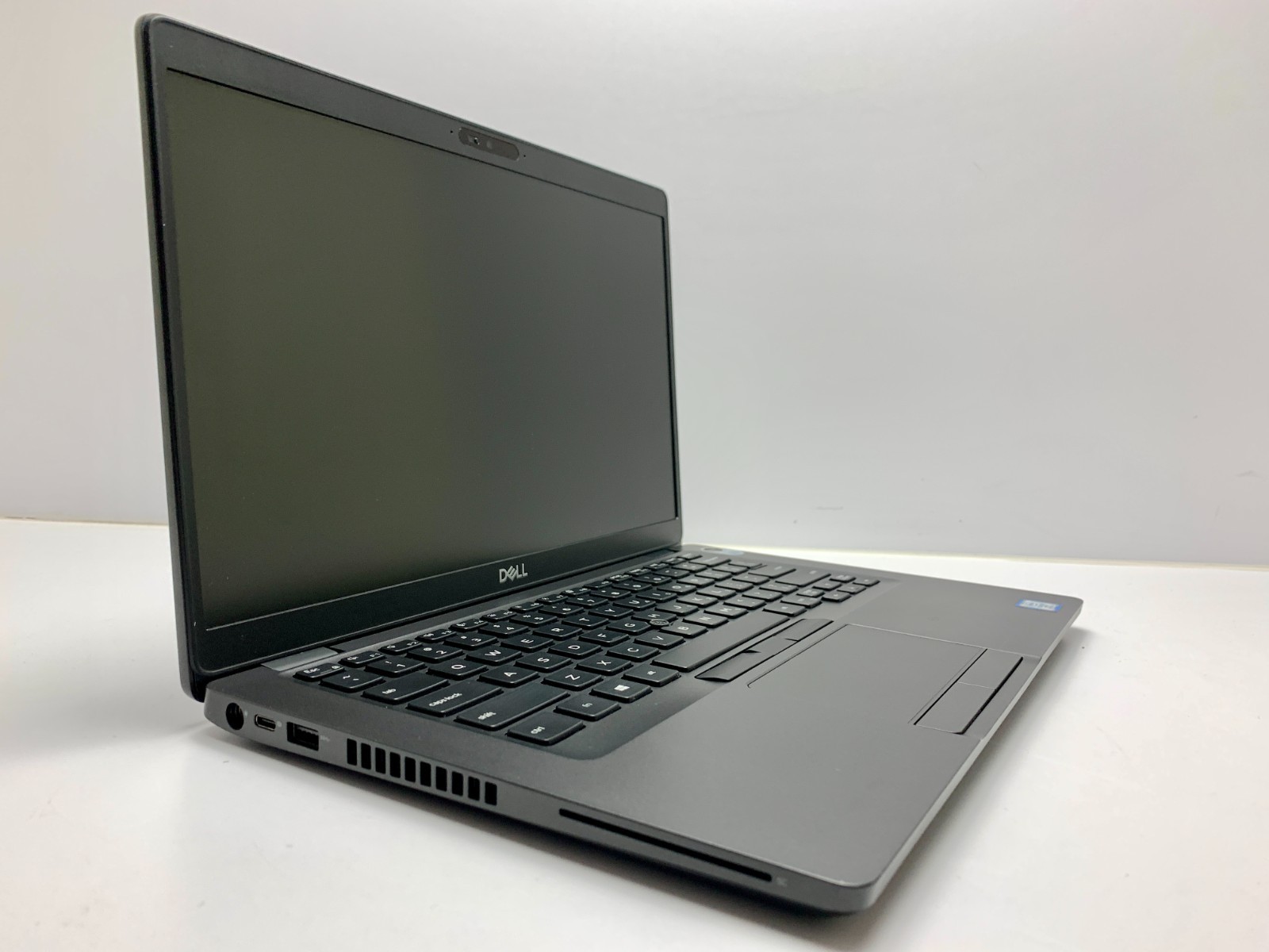 Dell Latitude 5400 | i5-8365U | 8GB RAM | 256GB NVMe | LINUX