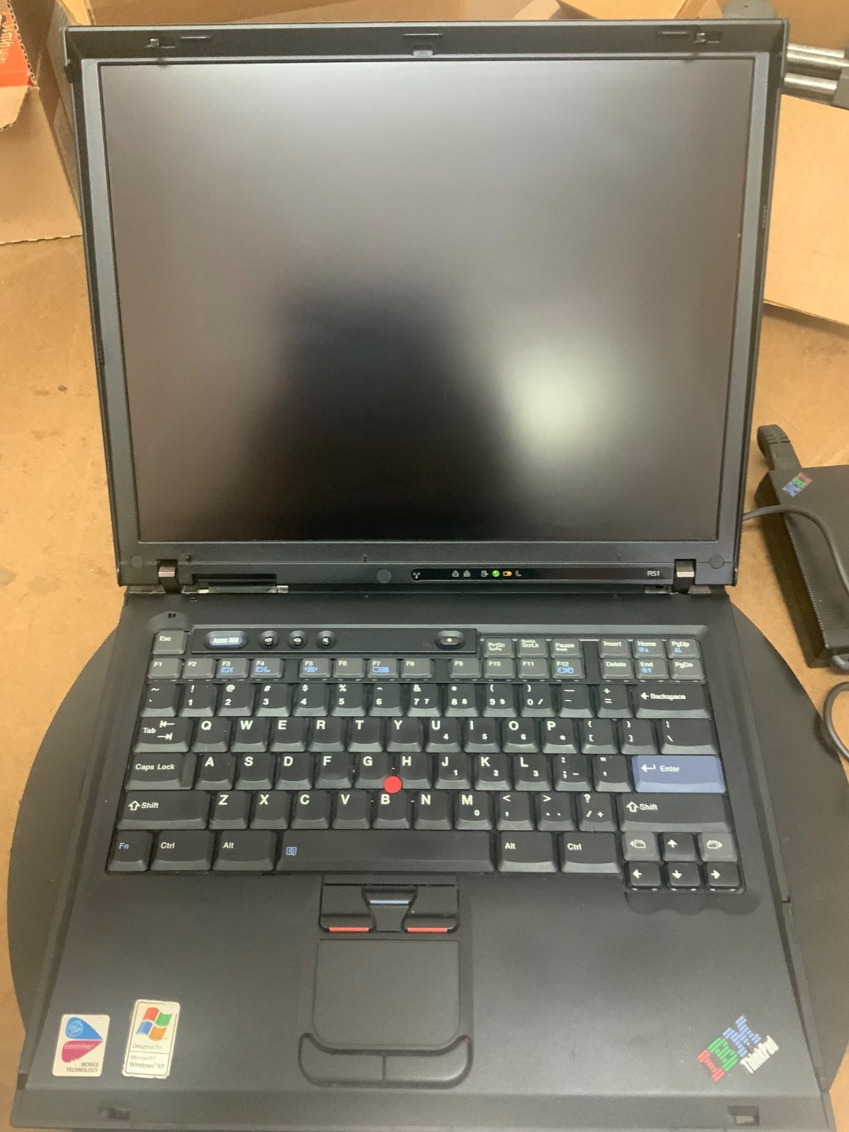 IBM ThinkPad R51 1836 – Pentium M 735 1.7 GHz – 15″ TFT For Parts or repair