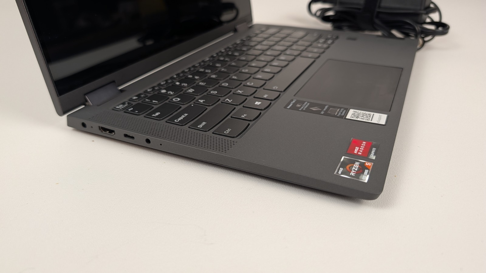 Lenovo IdeaPad Flex 5 81X2 14.0 Ryzen 5 4500U 2.8GHz 8GB RAM 512GB SSD