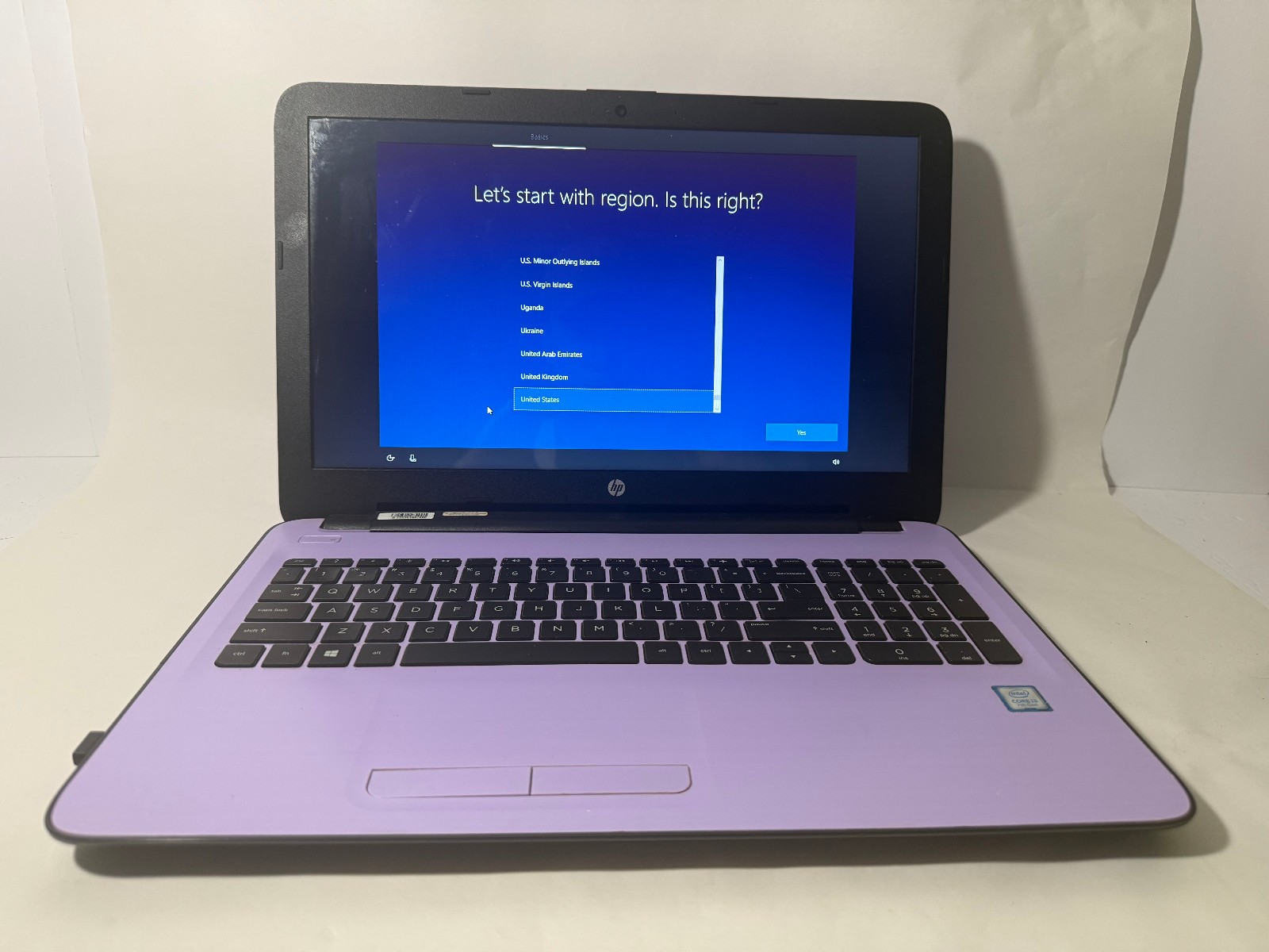 HP 15-ay113cy 15.6″ Laptop Intel Core i3-7100U 8GB RAM Windows 10 Fresh Install