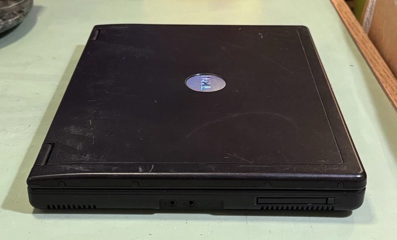 Vintage Dell Inspirion 1200 Laptop Model PP10S Untested For Parts Repair