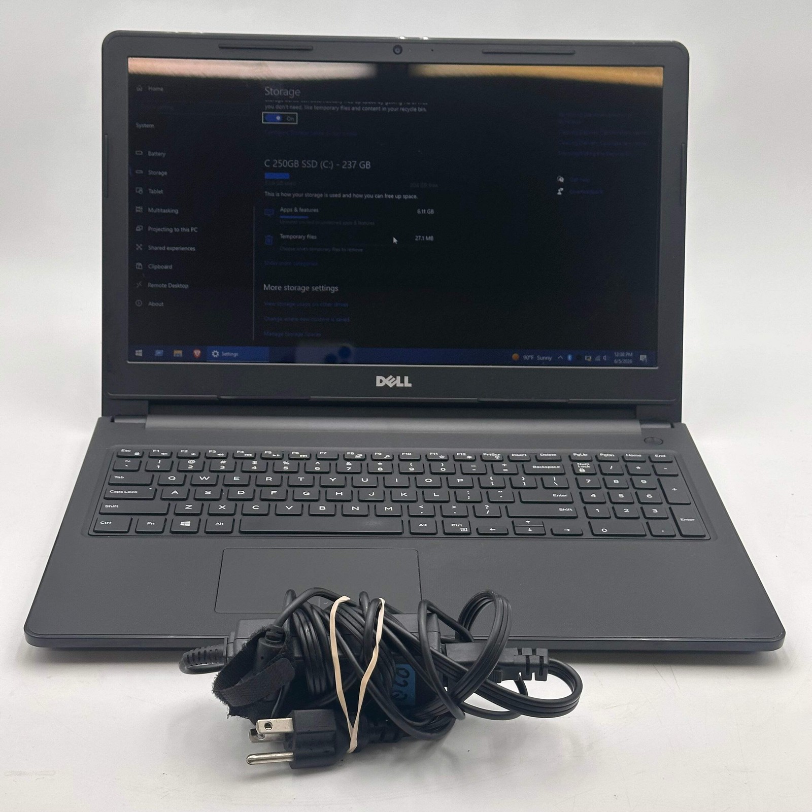Dell Inspiron 15 i3-7100U 14.5-inch 6GB RAM 256GB SSD Laptop