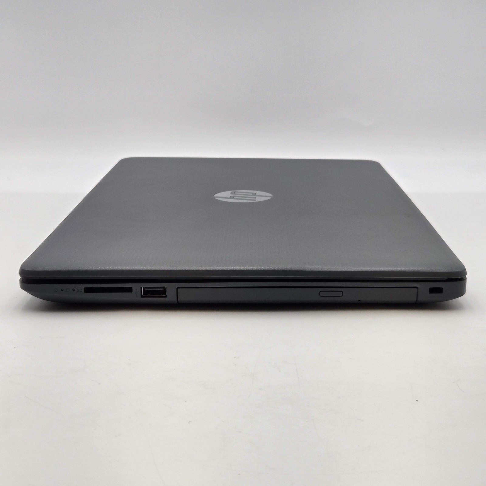 HP Laptop 15-da0046nr 15″ Touch Core i3 7th Gen 8GB RAM 1TB – For Parts *READ*