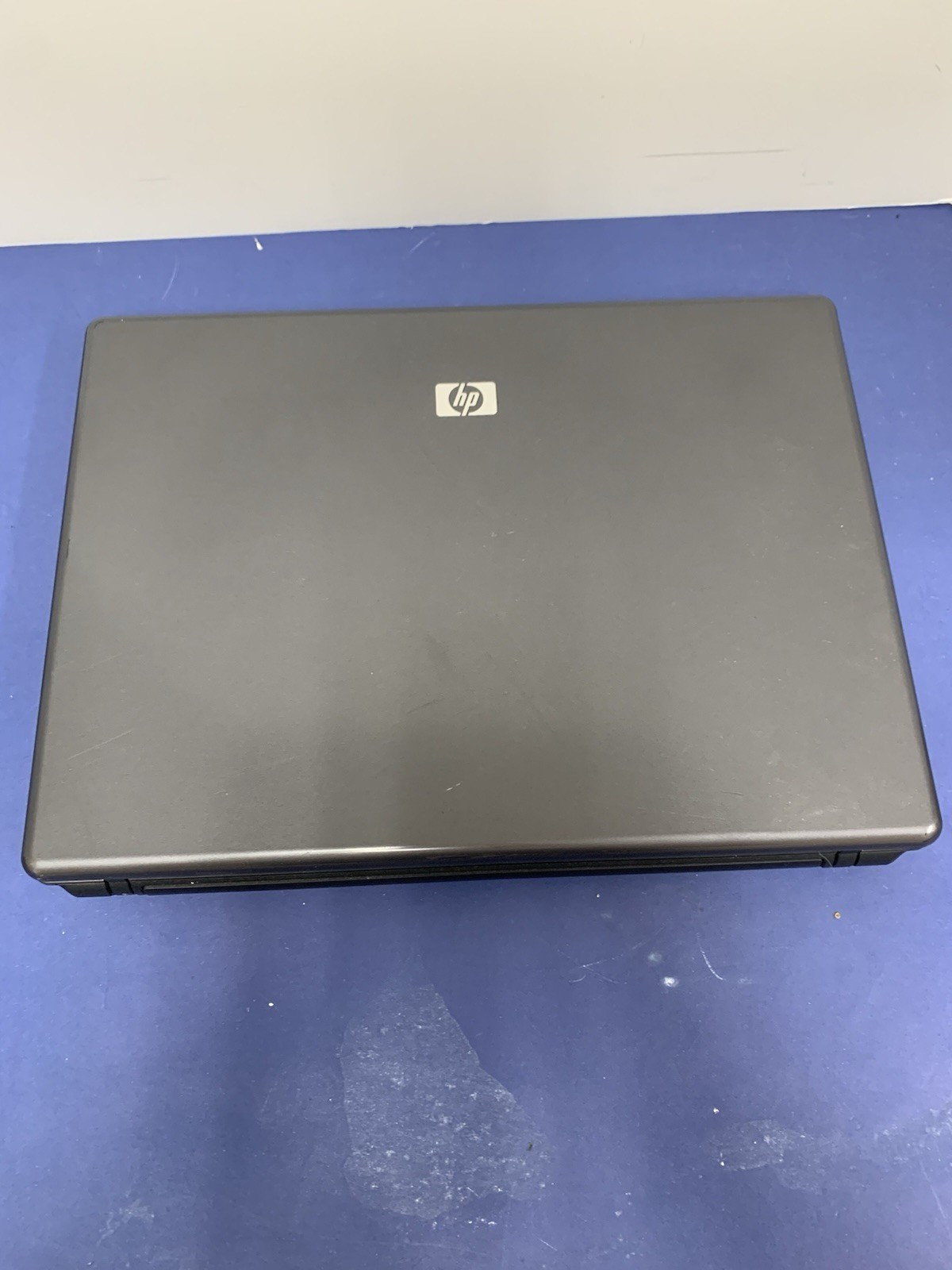 HP 550 / HSTNN-I54C LAPTOP GOOD CONDITION, NO HARD DRIVE, WITH POWER CORD