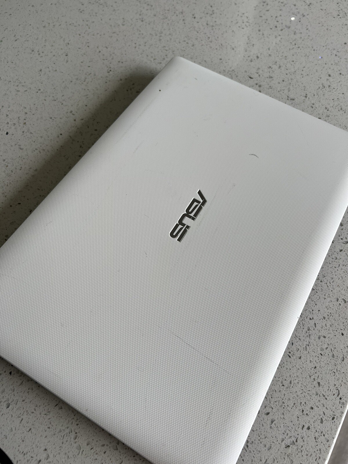 AS IS! ASUS SONICMASTER X452e 15.6″ NOTEBOOK LAPTOP – WHITE~