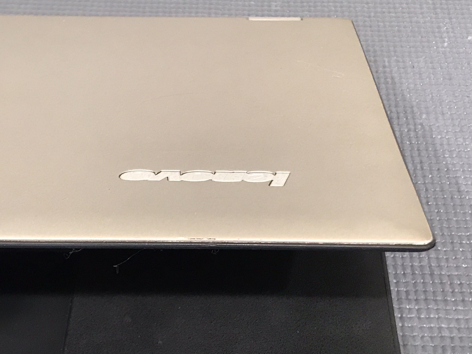 Lenovo Yoga 2 Pro 13.3″ QHD + Touch Laptop LCD i7-4510U 8GB RAM 256GB SSD Win10