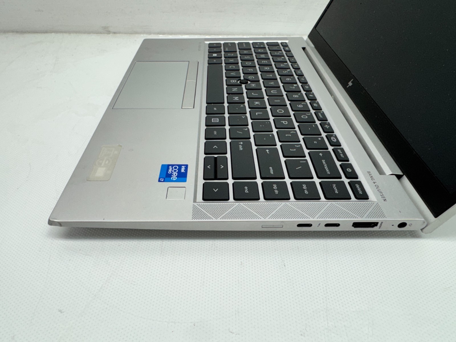 HP EliteBook 840 G8 14″ i7-1185G7@3.0GHz 16G RAM 256GB SSD Win11 *READ*