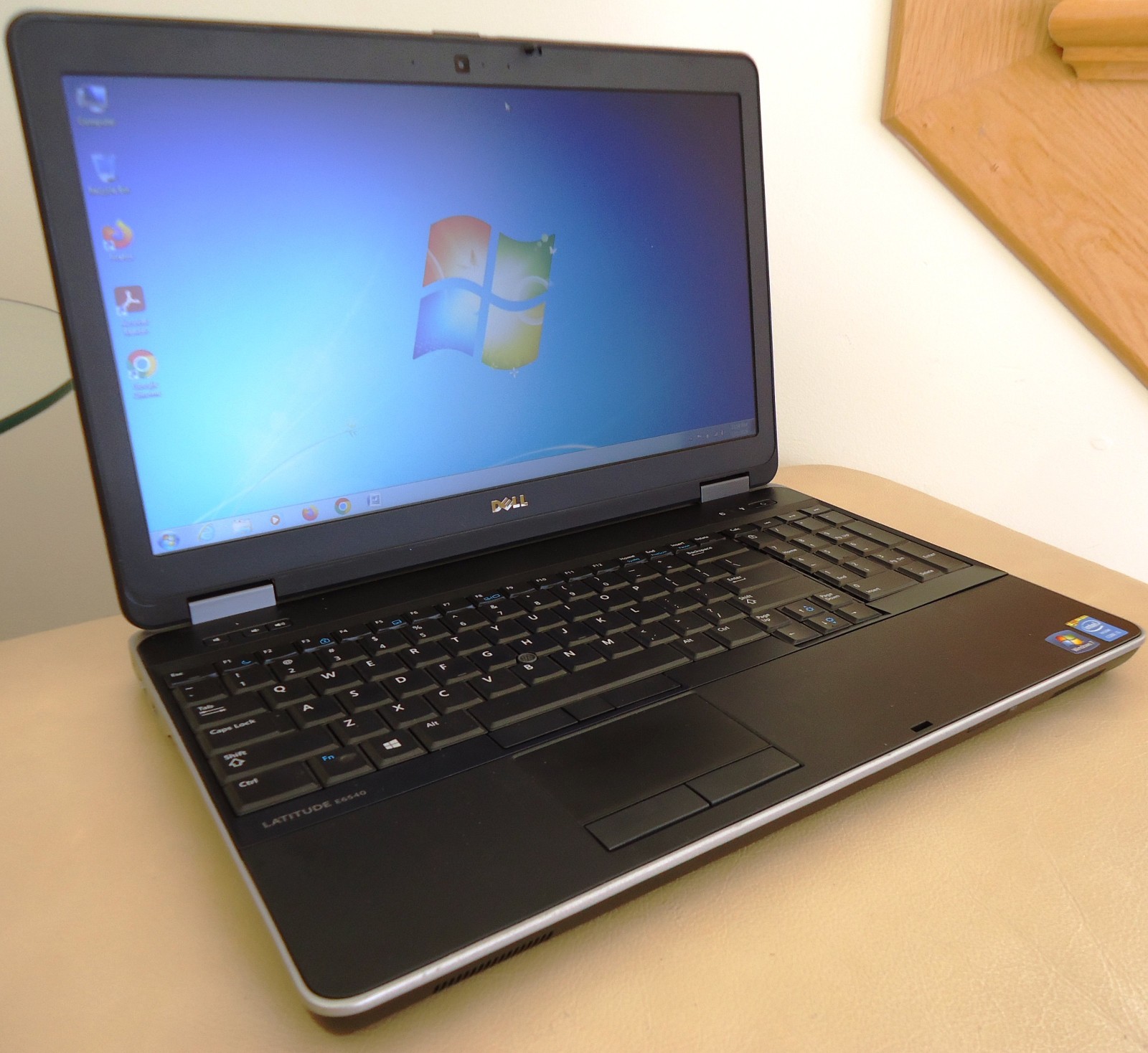 Dell Latitude E6540 15.4 Core i7-4810MQ 4GB 2.80GHz 500GB Windows 7 MS Office