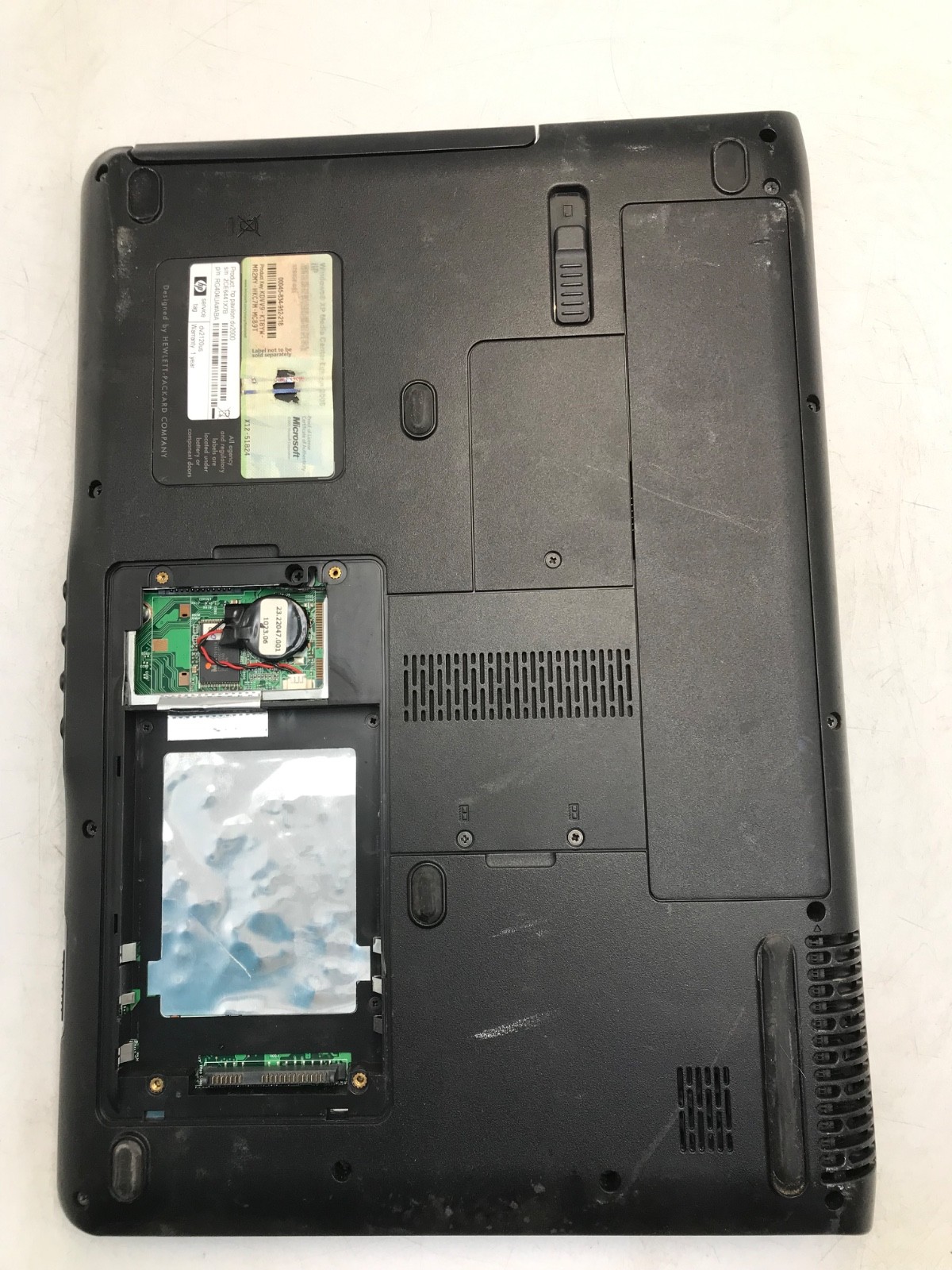HP Pavilion dv2000 AMD Turion 64X2 14″ Laptop-BAD DISPLAY- MZ