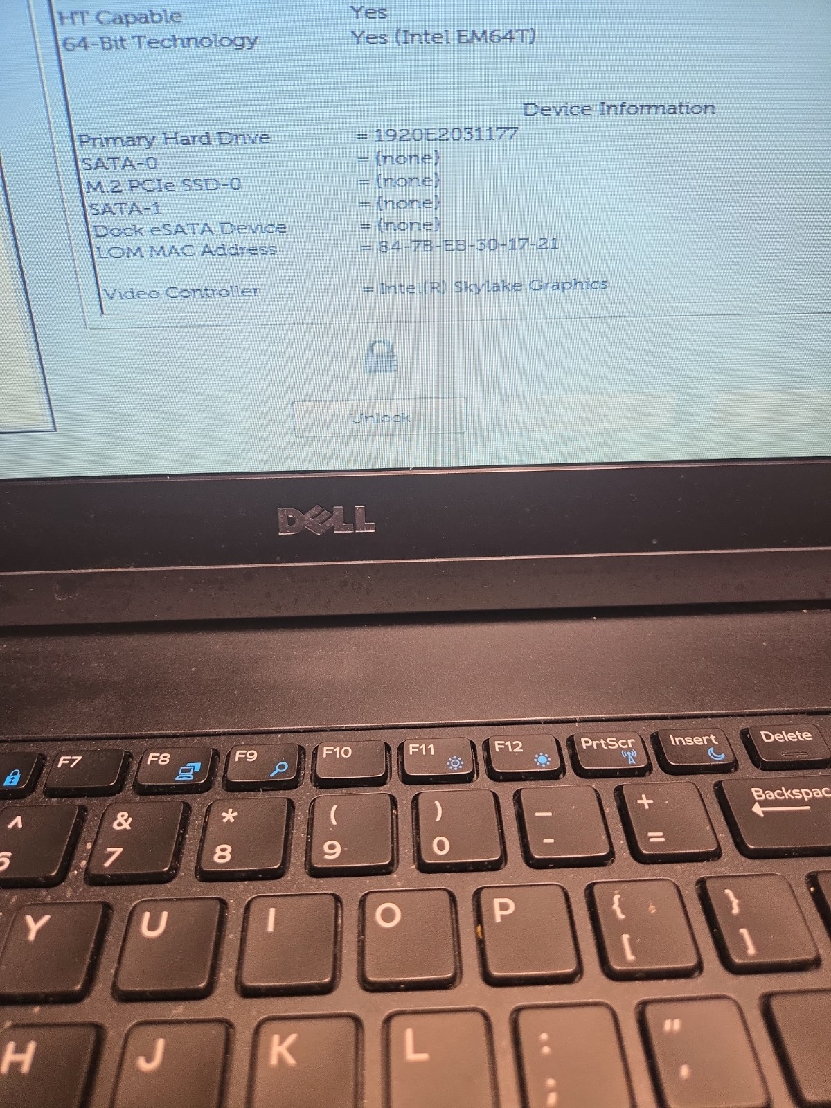 Dell 15,6″/i7-6820HQ/ATI Radeon R9/8Gb/ssd 250/Camera/ Battery Is Good/…/NO AC
