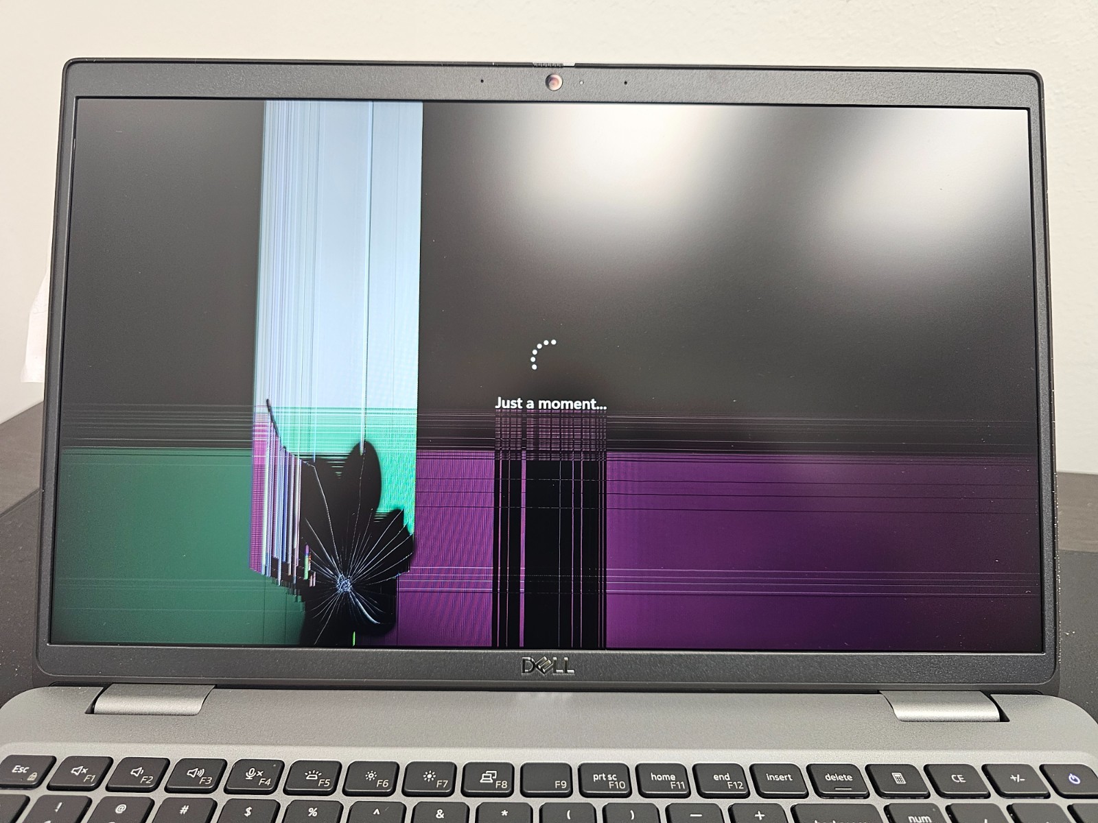 Dell Latitude 5540 i5-1345U FHD N-T 16GB Ram 256GB SSD Win 11 Pro