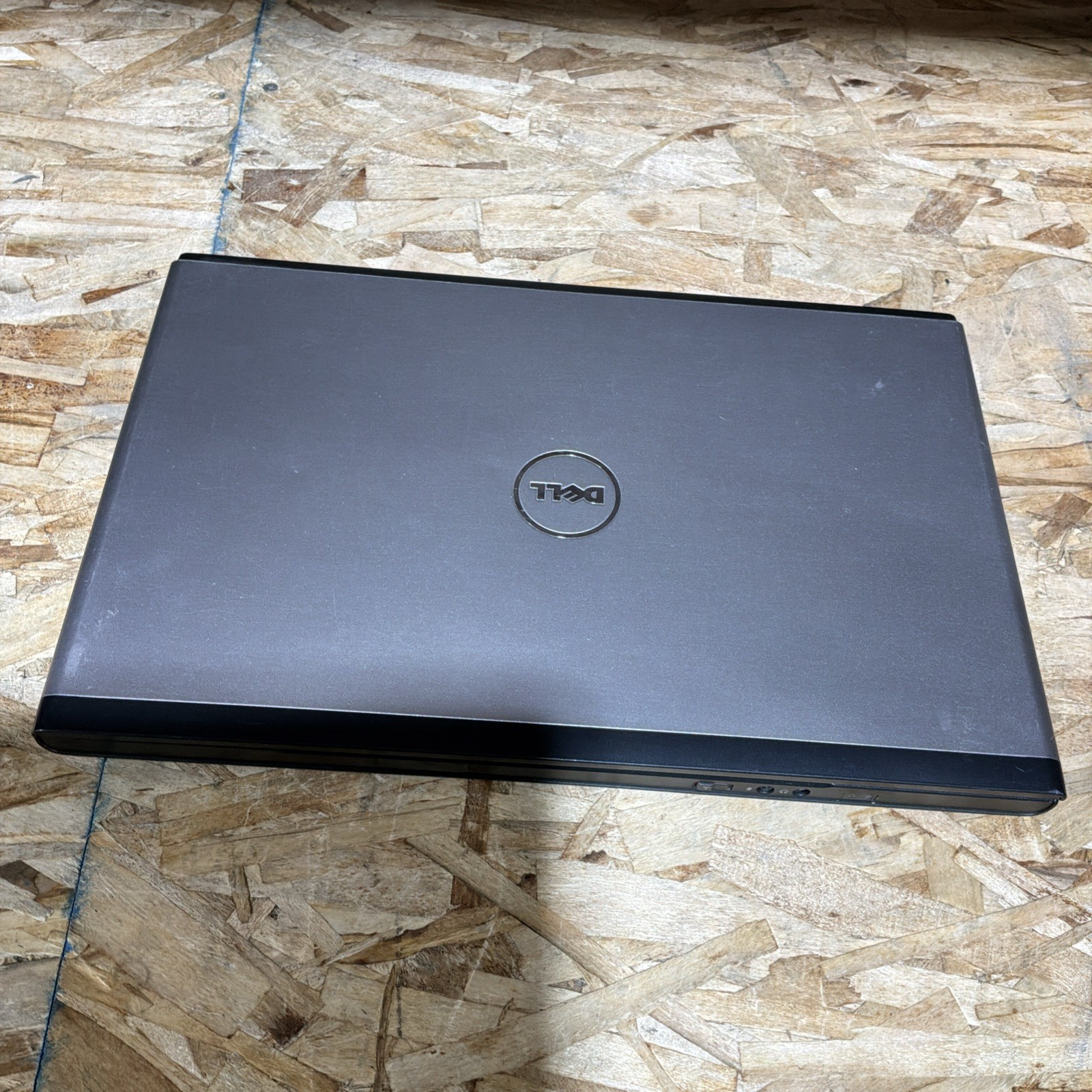 Dell Vostro 3500 Intel Core i3 360M 15″ 4GB RAM 250GB HDD-BOOTS BIOS C275