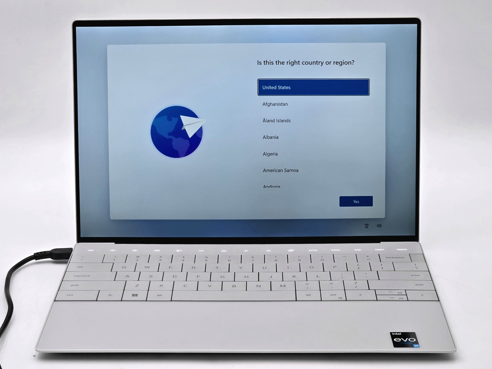 Dell XPS 13 Plus 9320 13.4″ FHD+ Touch i7-1360P 32GB 512GB Win 11 Wty