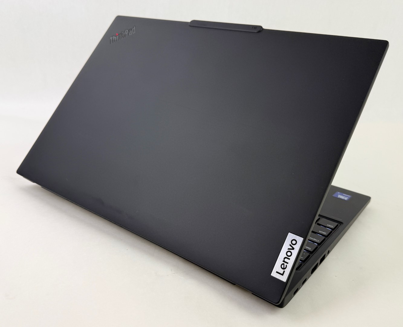 Lenovo ThinkPad T16 G4 16″ WUXGA Touch Ultra 7 255U 32GB 1TB SSD W11P