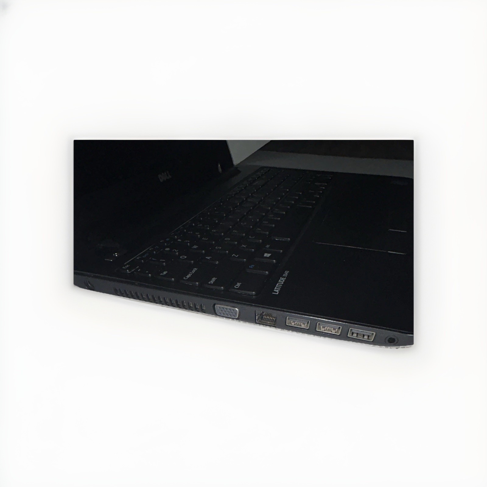 Dell Latitude 3540 15.6″ i5 8GB 500GB HDD Win10 Black w/ Charger