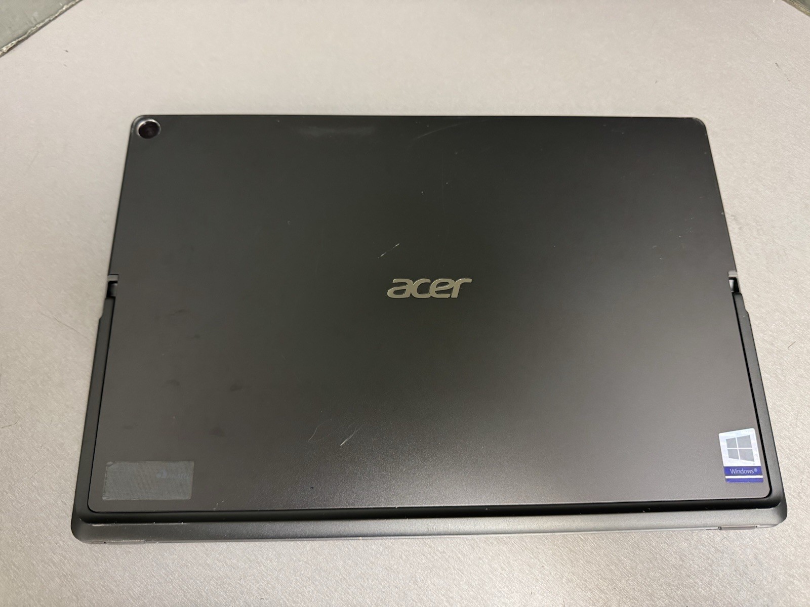Acer Switch 5 2-in-1 N17P5 Core i3-7130U 2.70GHz 128GB 4GB Ram #5