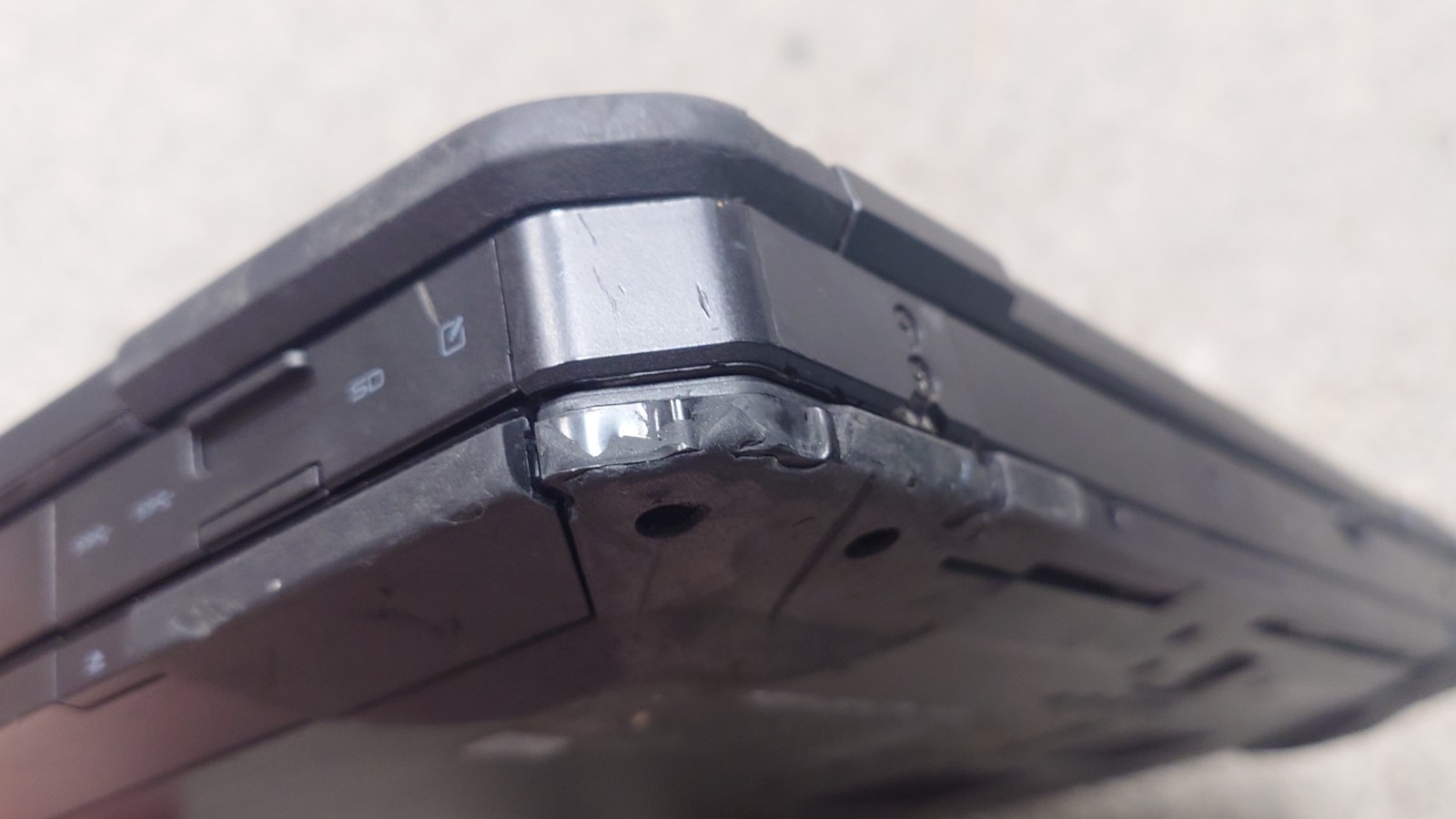 Dell Latitude Rugged 5414 P46G: Intel i5-6300U, 16GB DDR4, With Charger (Posts)