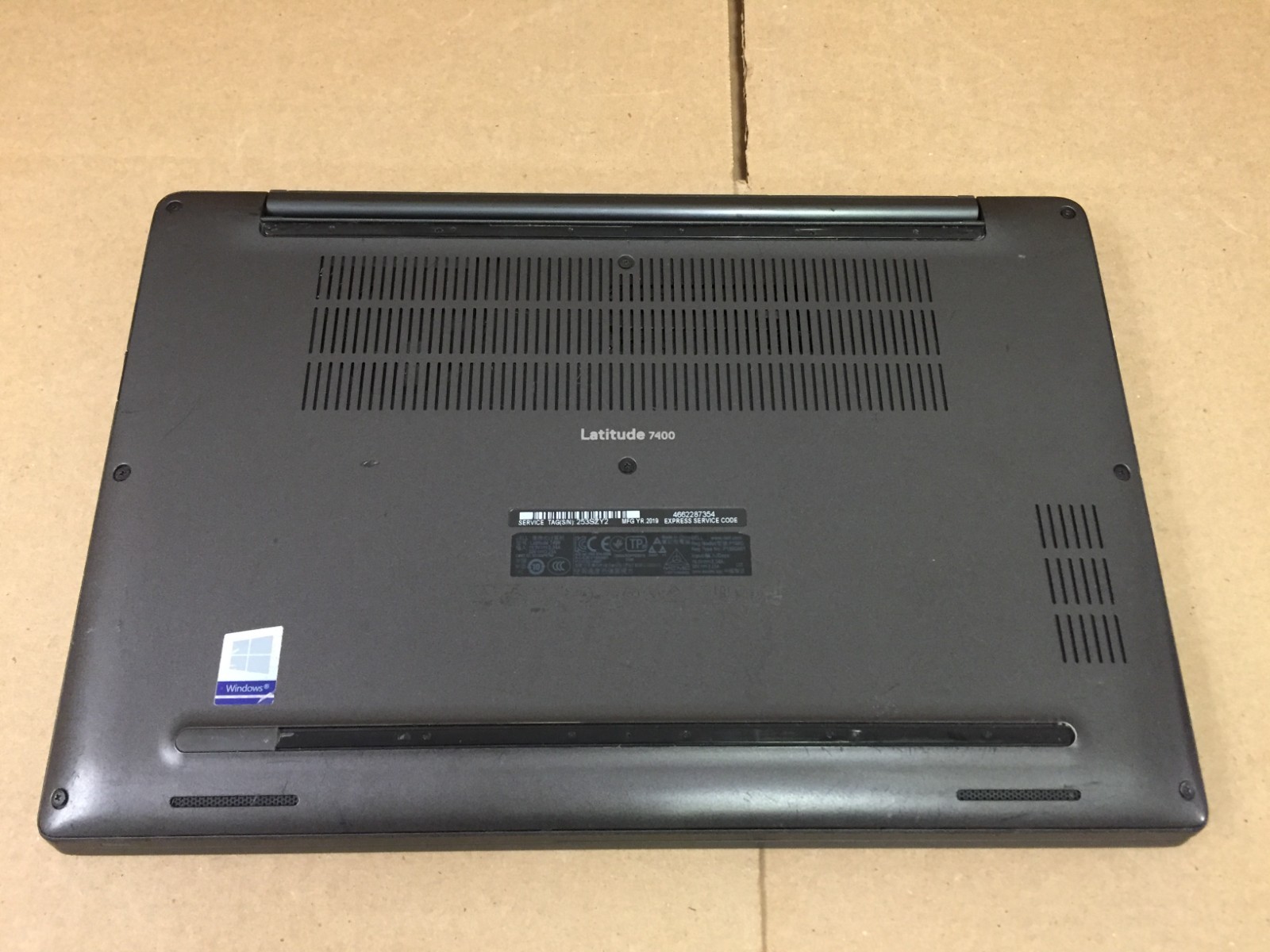 Dell Latitude 7400 14″ FHD Laptop Core i7-8665U 16GB RAM 256GB SSD w/AC Adapter