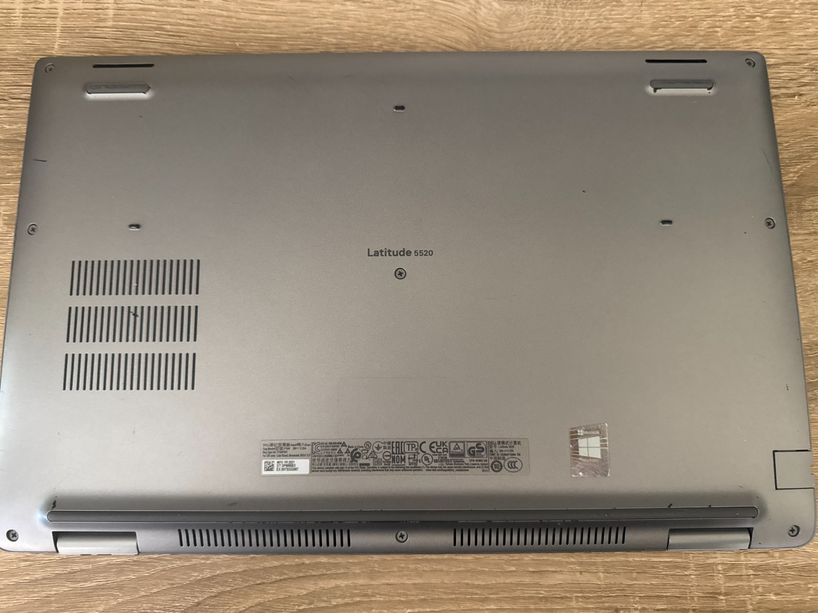 DELL Latitude 5520 i7 11th Gen., 477Gb Storage, 16GB Ram, No power adapter.