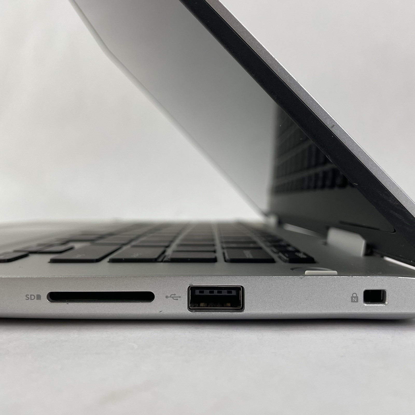 Dell Inspiron 5485 201 14″ Ryzen 5 3500U 3.7GHz 8GB RAM No SSD/OS/AC/Batt – READ