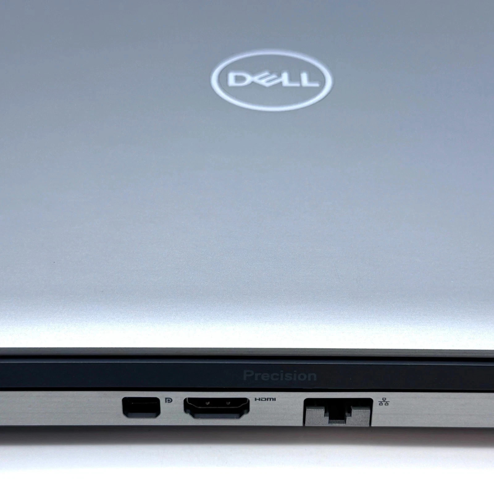 Dell Precision 7550 15.6” FHD Xeon W-10855M 32GB 512GB Quadro T2000 Win 11 Pro