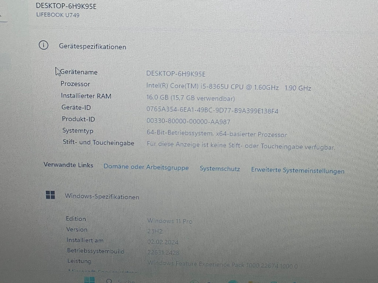 Fujitsu Lifebook U749 8365U 4×4.1GHz 16GB-RAM 256GB-SSD DE-BACKLIT LTE WIN-11