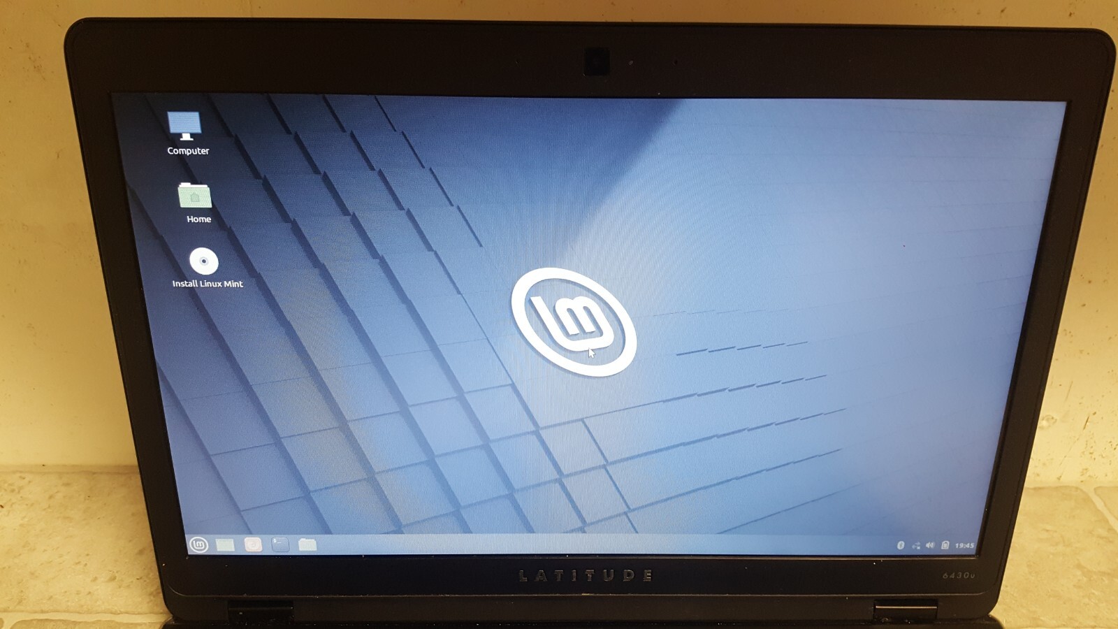 Dell Latitude 6430U 14″ i5-3427U @1.8GHz 4GB RAM NO POWER ADAPTER/ NO OS