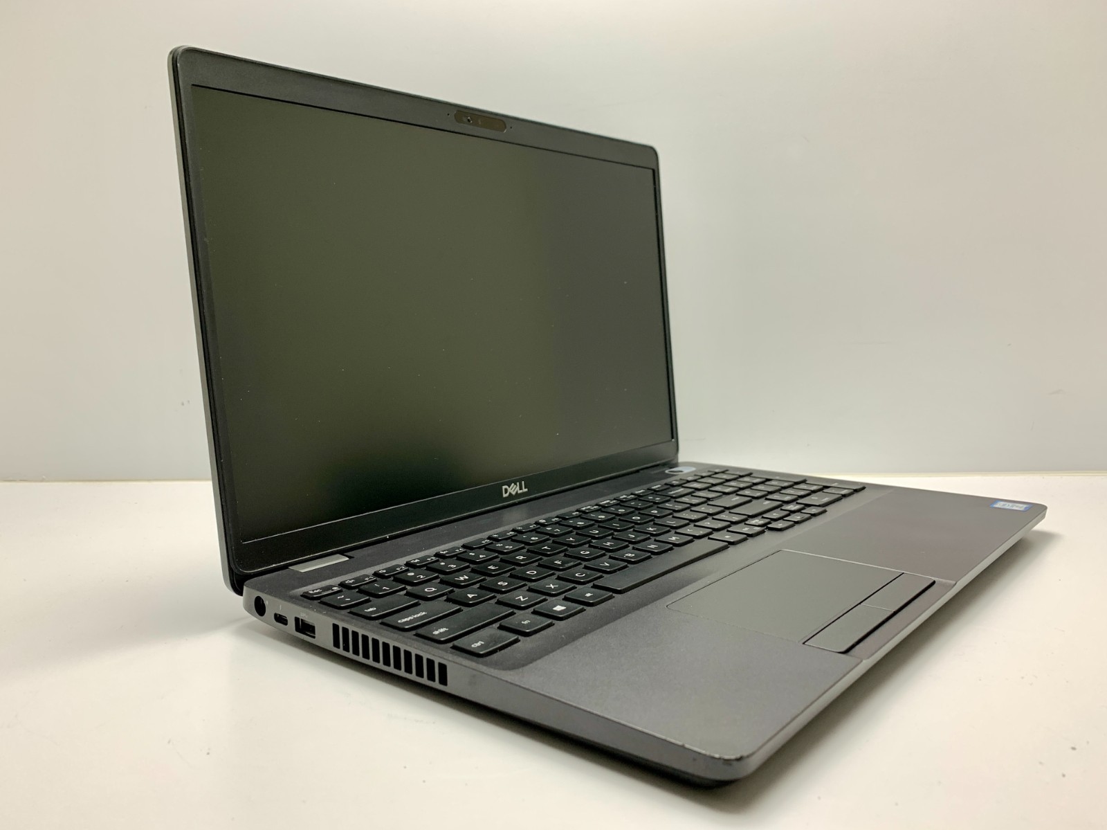 Dell Latitude 5500 | i7-8665U | 8GB RAM | 128GB SSD | LINUX