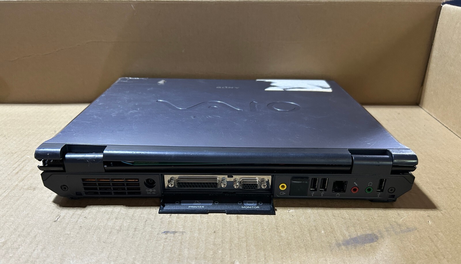 Used – Parts – Sony Vaio PCG-8L2L Laptop – Intel Pentium 4 – 1GB RAM – No HDD