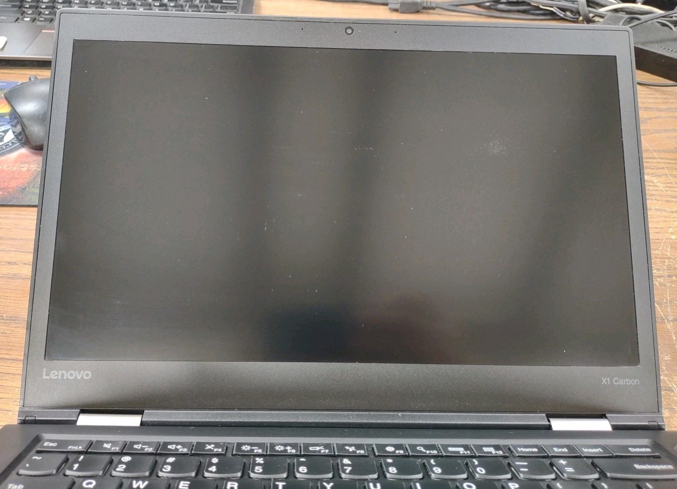 Lenovo ThinkPad X1 Carbon 4th Gen 14″ i7-6600U, 16GB Ram, 256GB SSD.