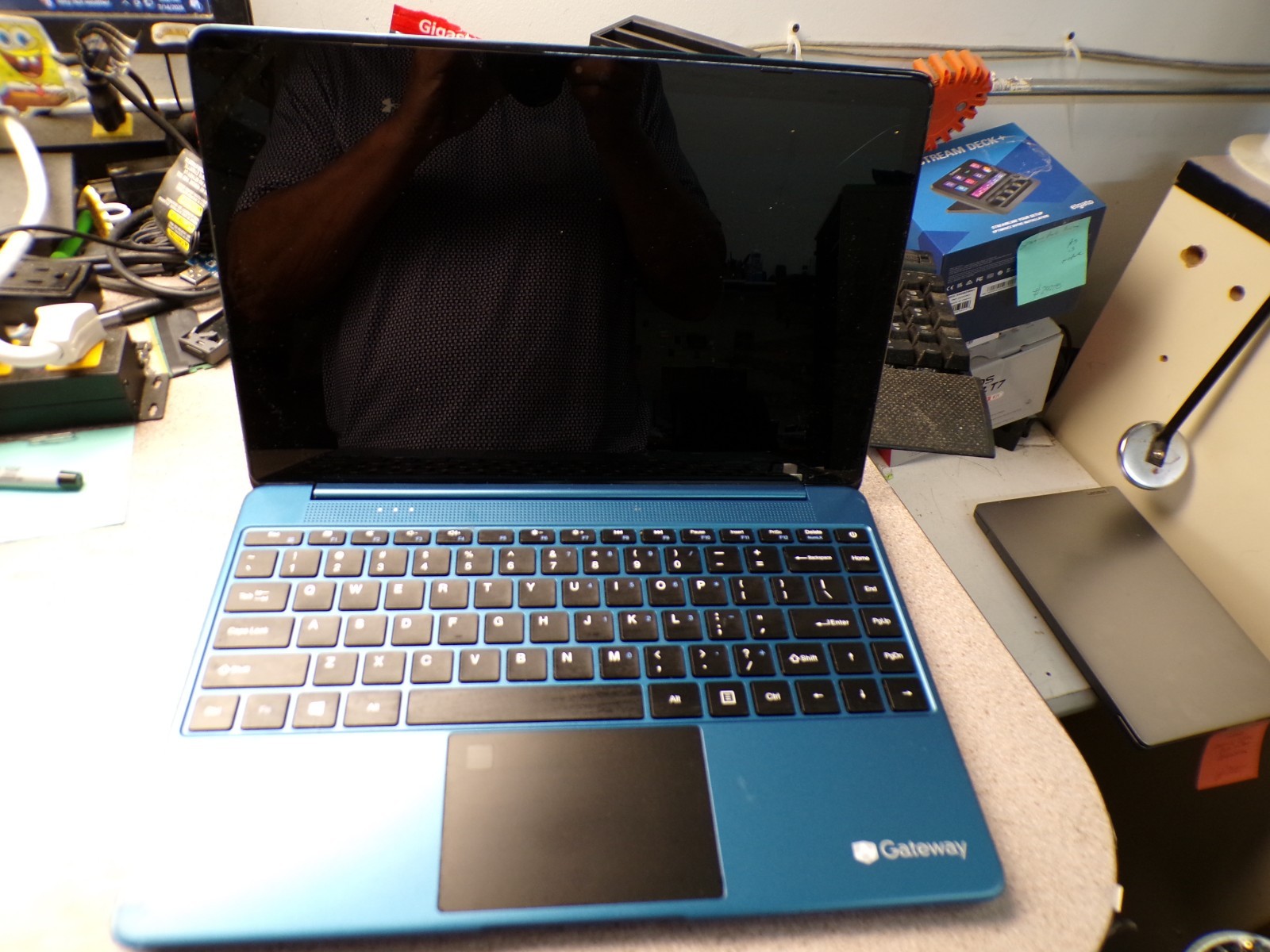 Gateway GWTN141-10BL 14.1″ FHD i5-1135G7 2.4GHz Intel Iris Xe Graphics 16GB #547