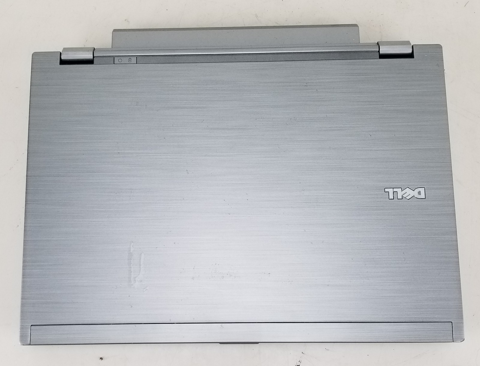 Dell Latitude E6410 Intel Core i5-M560 @ 2.67GHz 4GB 500GB HDD Intel GMA WIN 10