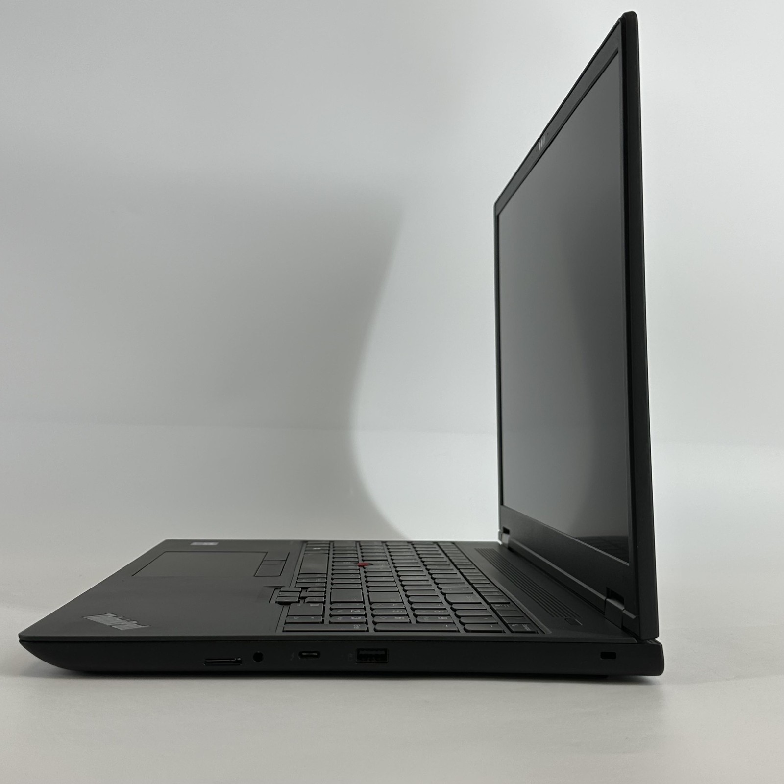 Lenovo ThinkPad P16v Gen 2 UHD+ 1.4 GHz Ultra 7 155H 32GB 1TB SSD RTX 1000 Ada