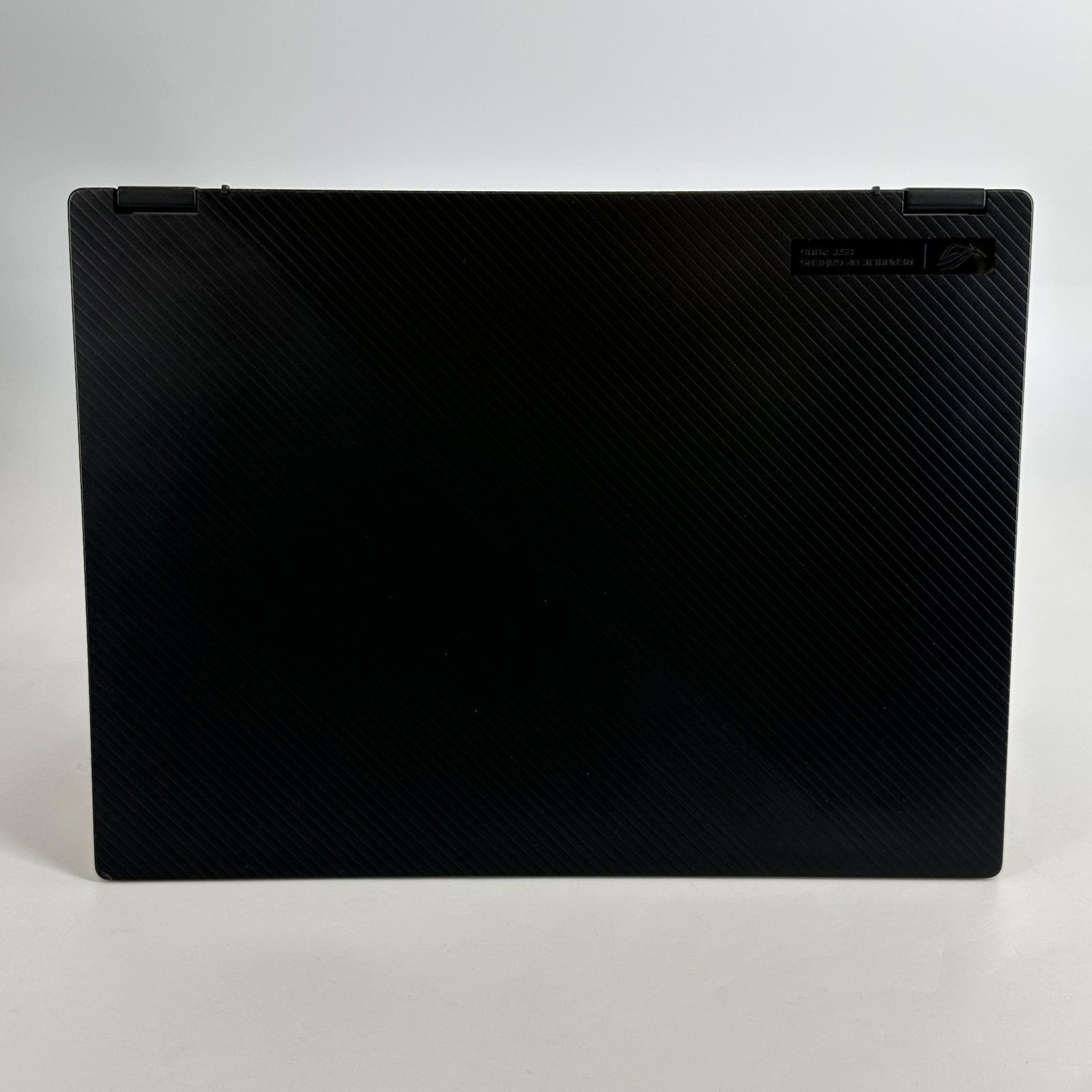 Asus ROG Flow X13 GV301 13 FHD+ TOUCH 3.3GHz Ryzen 9 6900HS 16GB 1TB RTX 3050 Ti