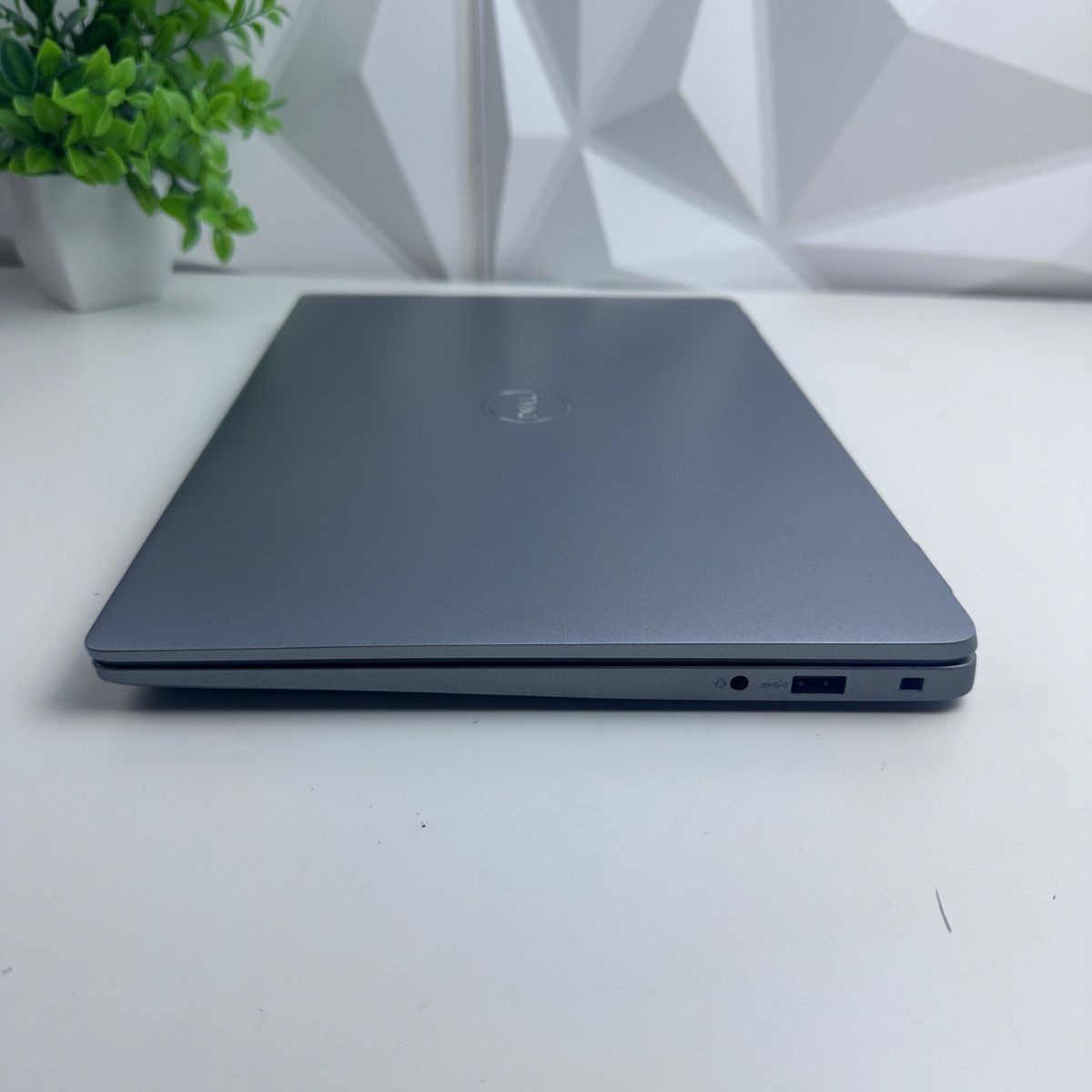 DELL Latitude 3340 Laptop, 13.3″ FHD, i5-1345U, 16GB, 256GB SSD *Please READ*