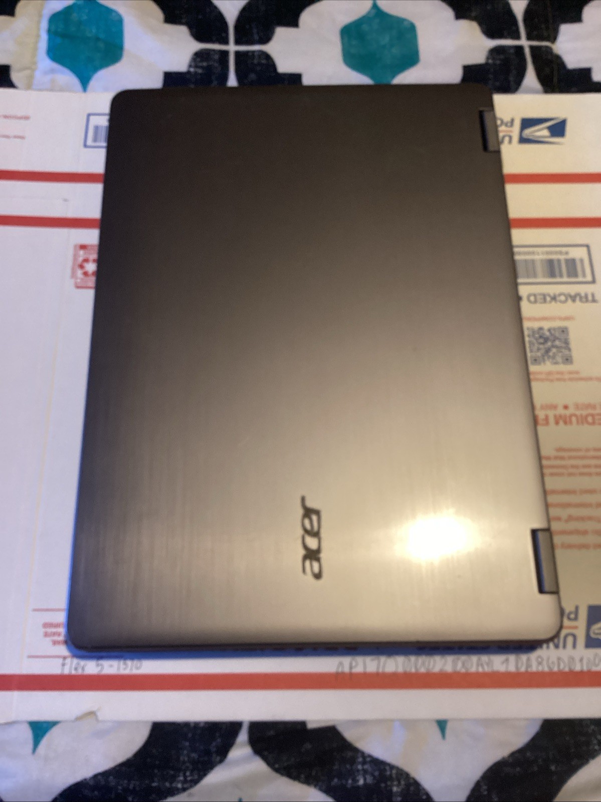 Acer Aspire R3-471T-5039 14″ Touch Laptop Intel Core i5-4210u 6gb Ram 120gb SSD