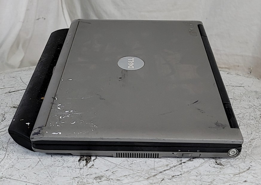 Dell Latitude D430 PP09S Laptop Core2 U7600 2GB 31GB SEE NOTES