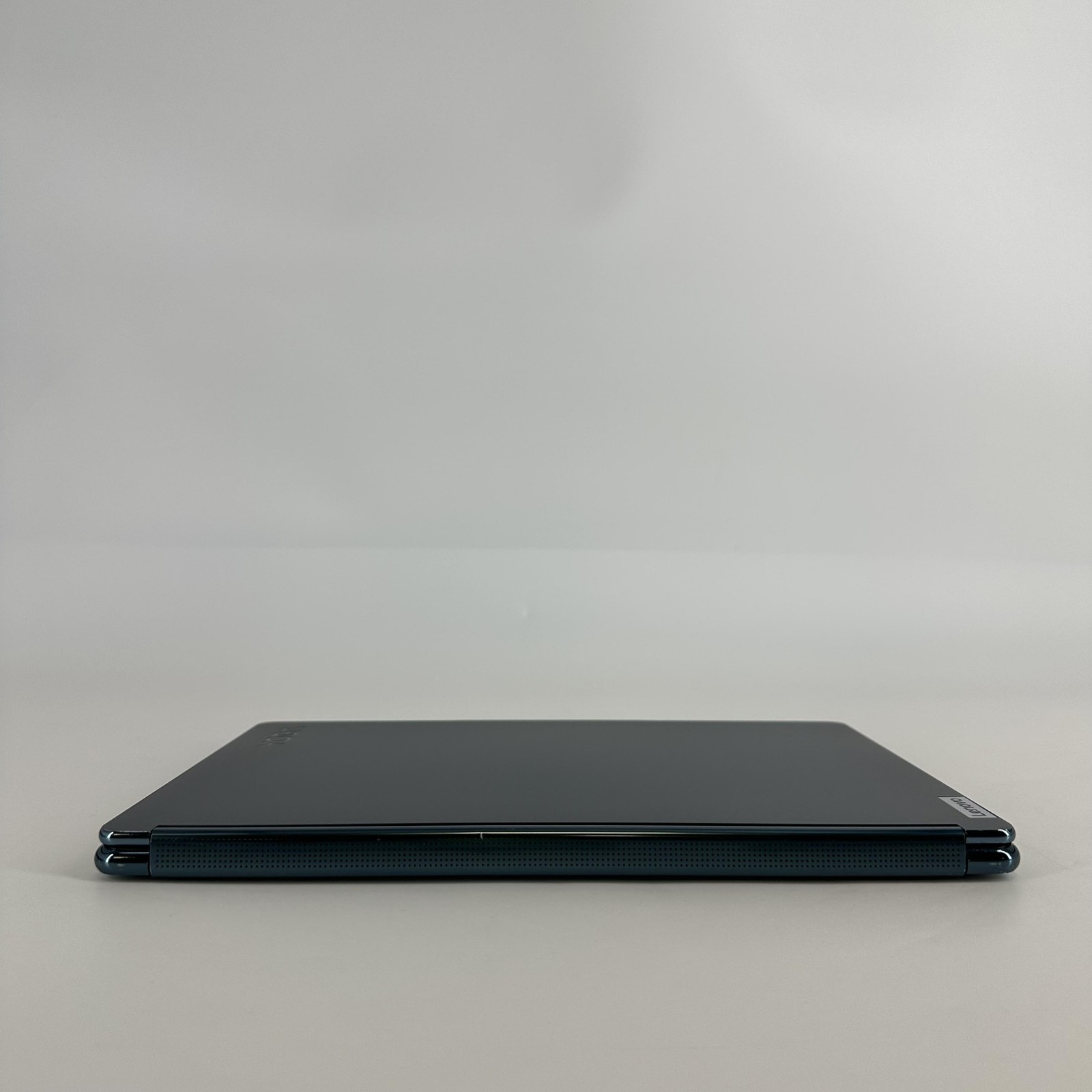Lenovo Yoga Book 9i 13.3 HD TOUCH 1.7 GHz i7-1355U 16GB 1TB SSD BAD USB-C PORT