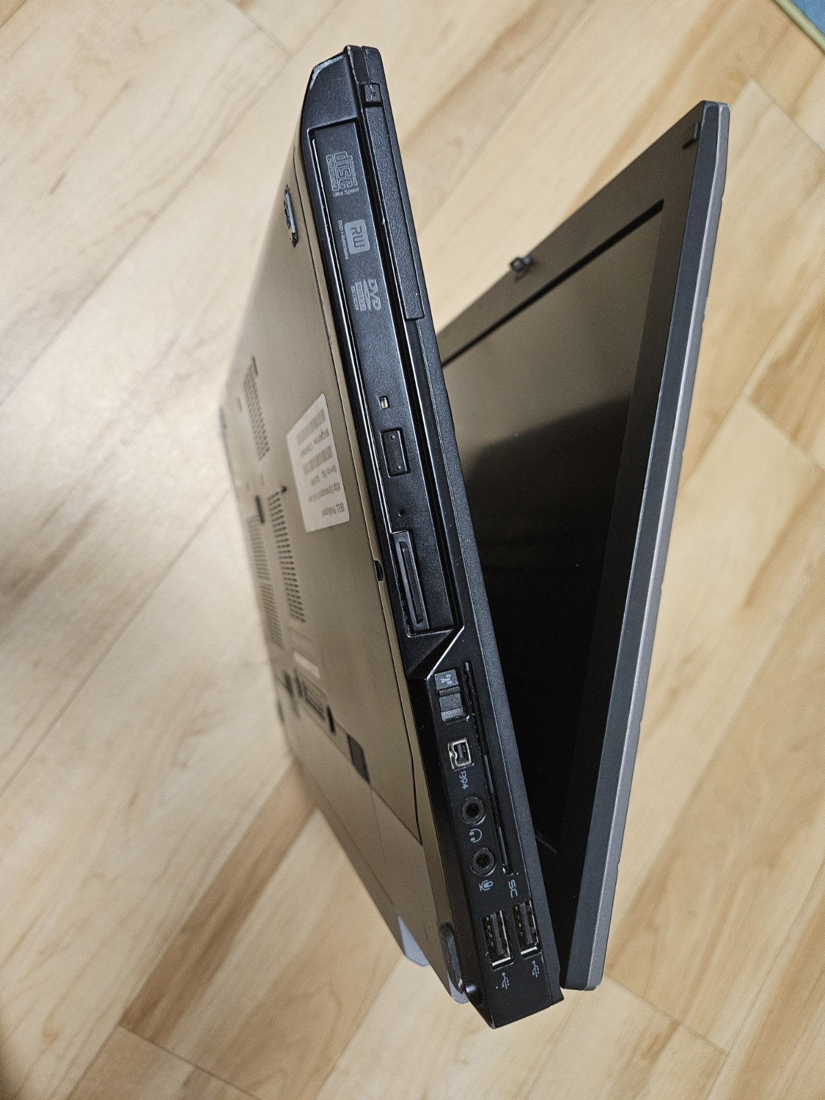 Gaming Dell Precision M4500 i7 Quadro Windows XP + 7 SSD Dual Boot Firewire