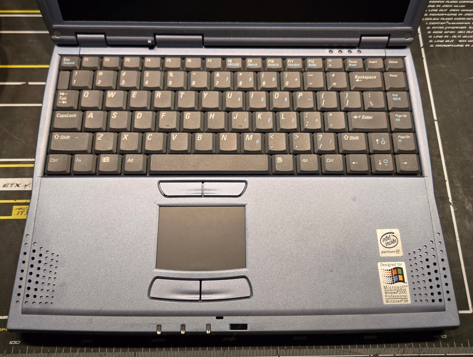 Vintage Systemax N20U (Intel Celeron @ 600 MHz, 196 MB RAM, Win2000)