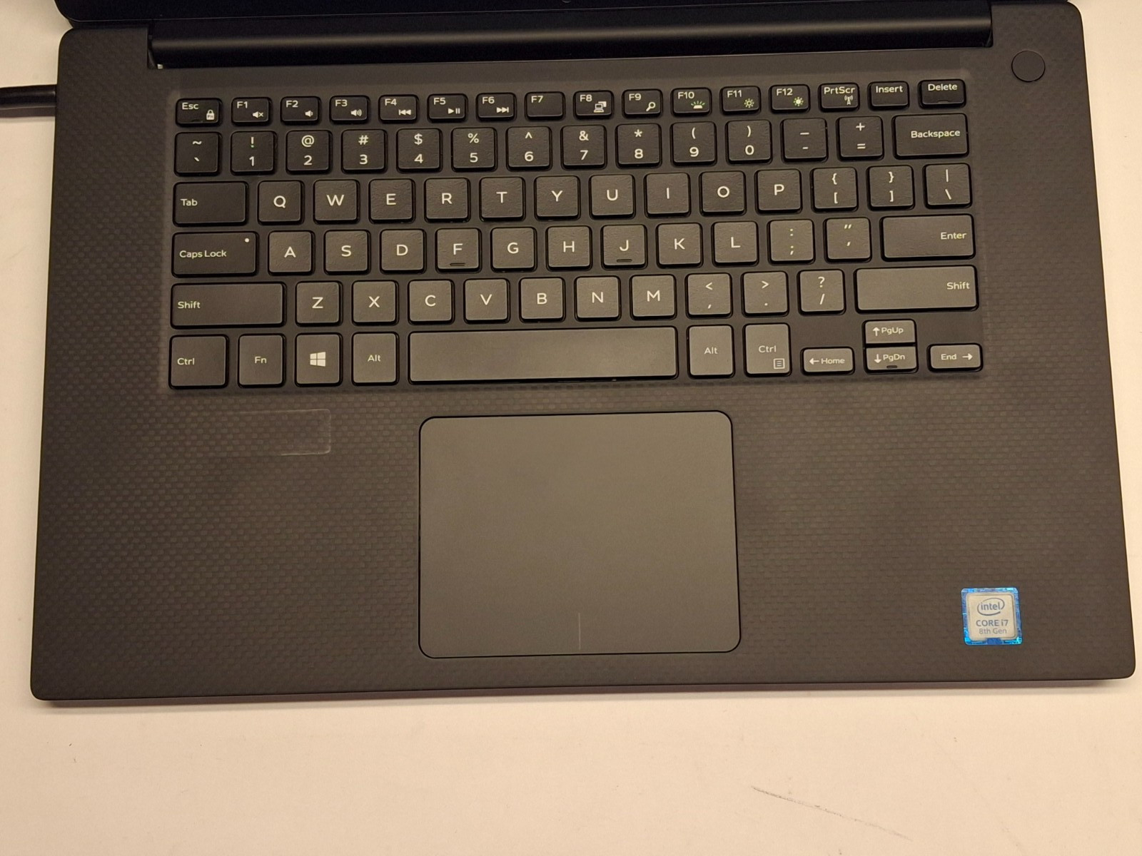 Dell XPS 15 9570 intel core i7-8750H, 16GB, 256GB SSD, WC,Wifi W11P GTX 1050 GPU