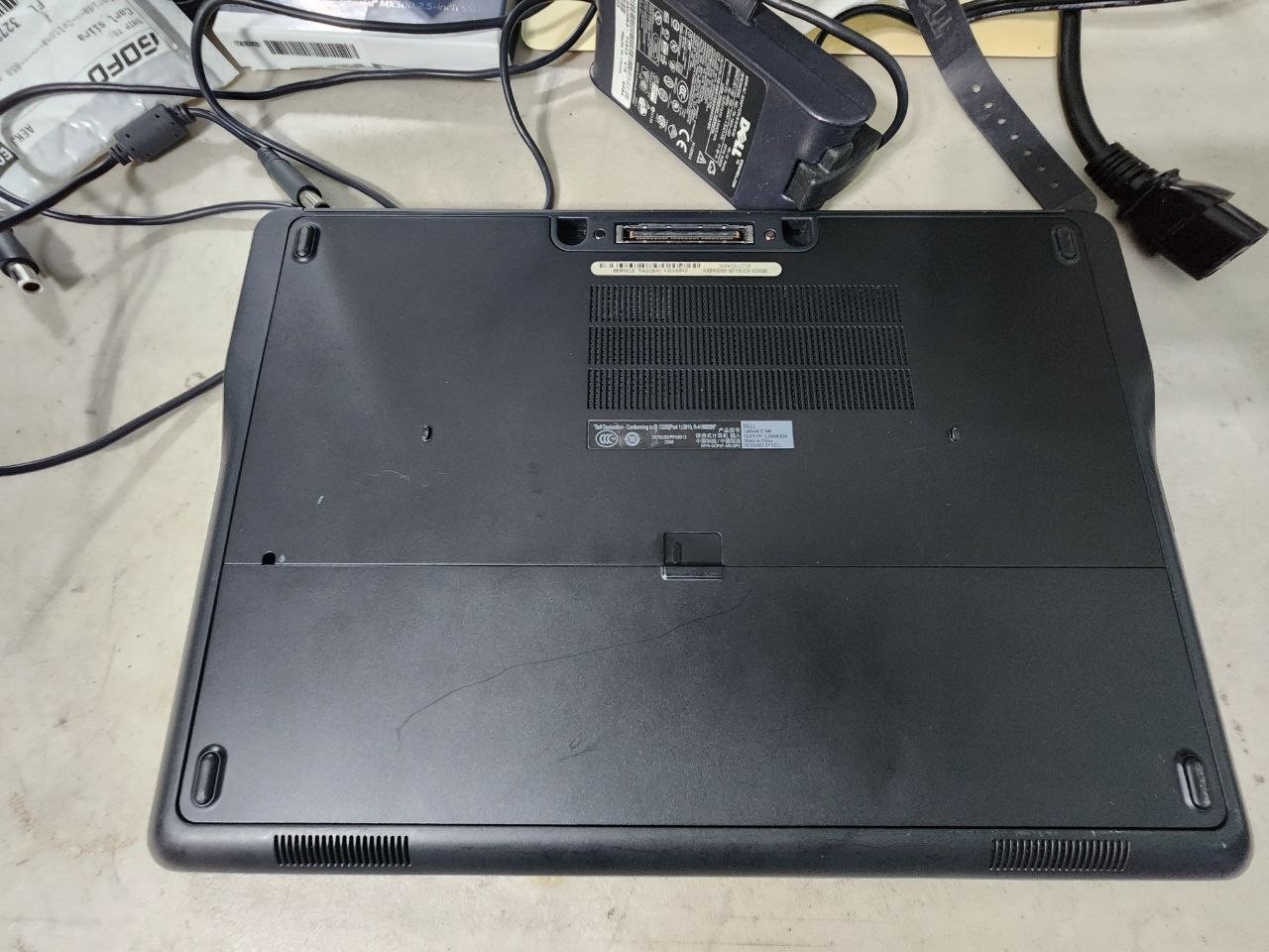 2x DELL Latitude E7440 i5 and i7 (NO OS or SSD/HDD)- 4GB RAM and 8GB LPV007