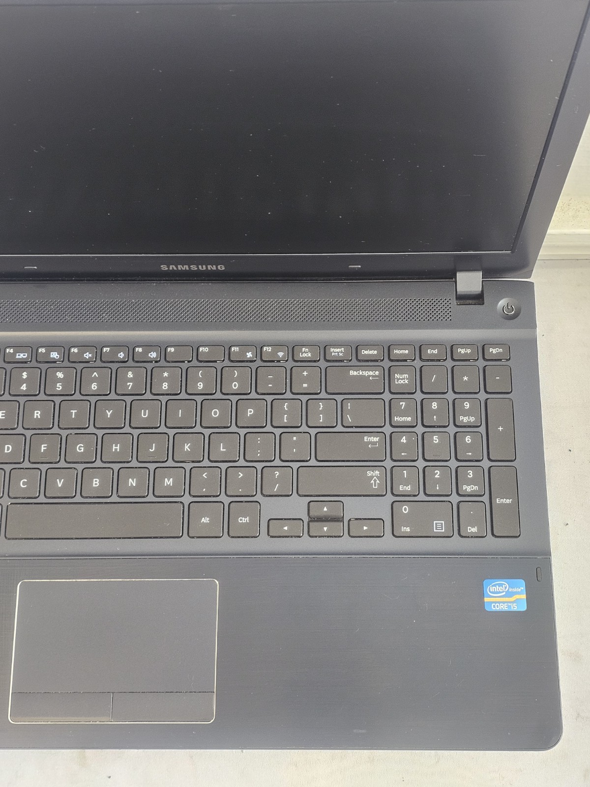 Samsung NP470R5E Laptop – i5-3230m – 6GB RAM – BAD BATT – Parts/Repair – READ