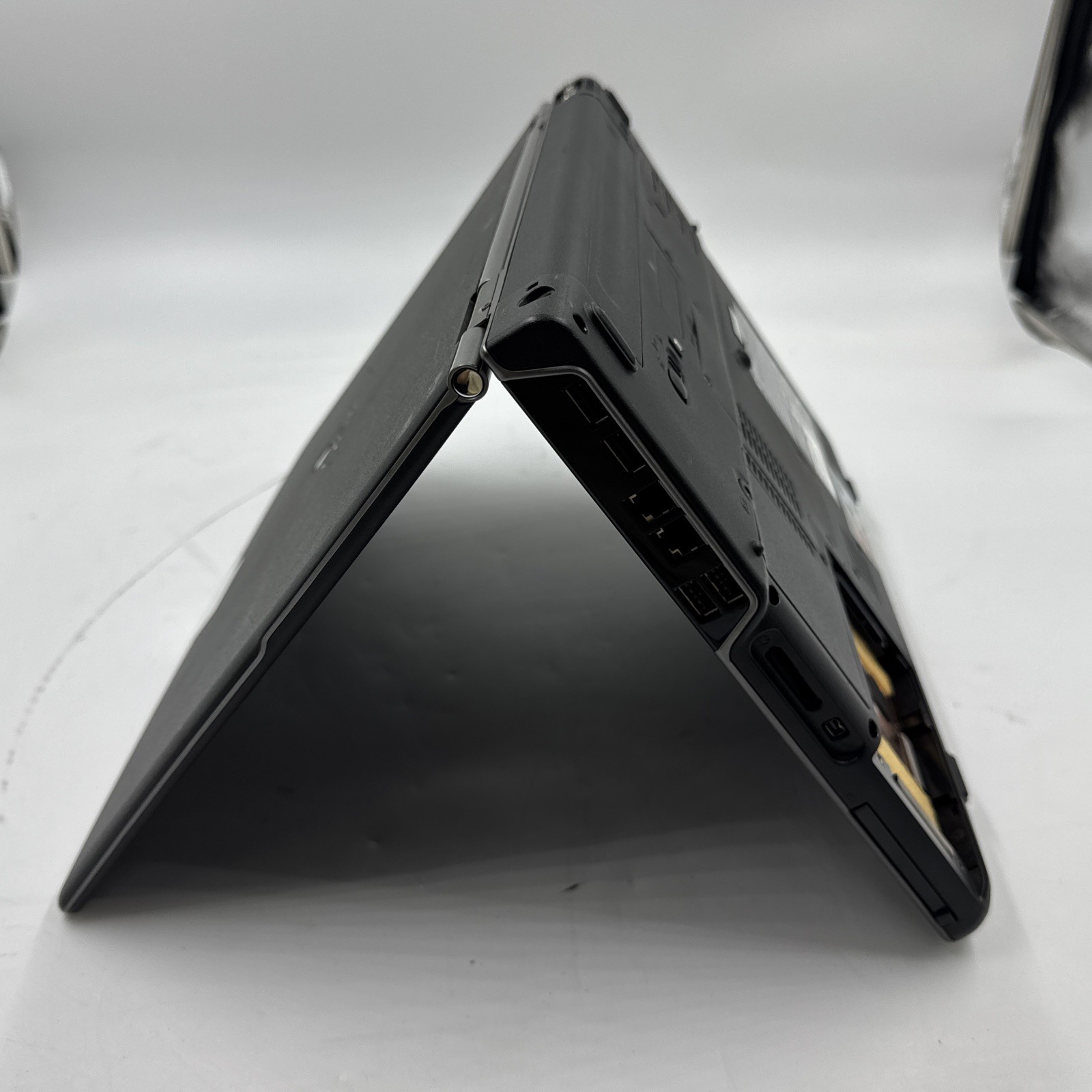 Gateway MA7 Laptop Core 2 Duo T2450 2.0GHz 4GB RAM NO HDD/OS/Caddy ( FOR PARTS)