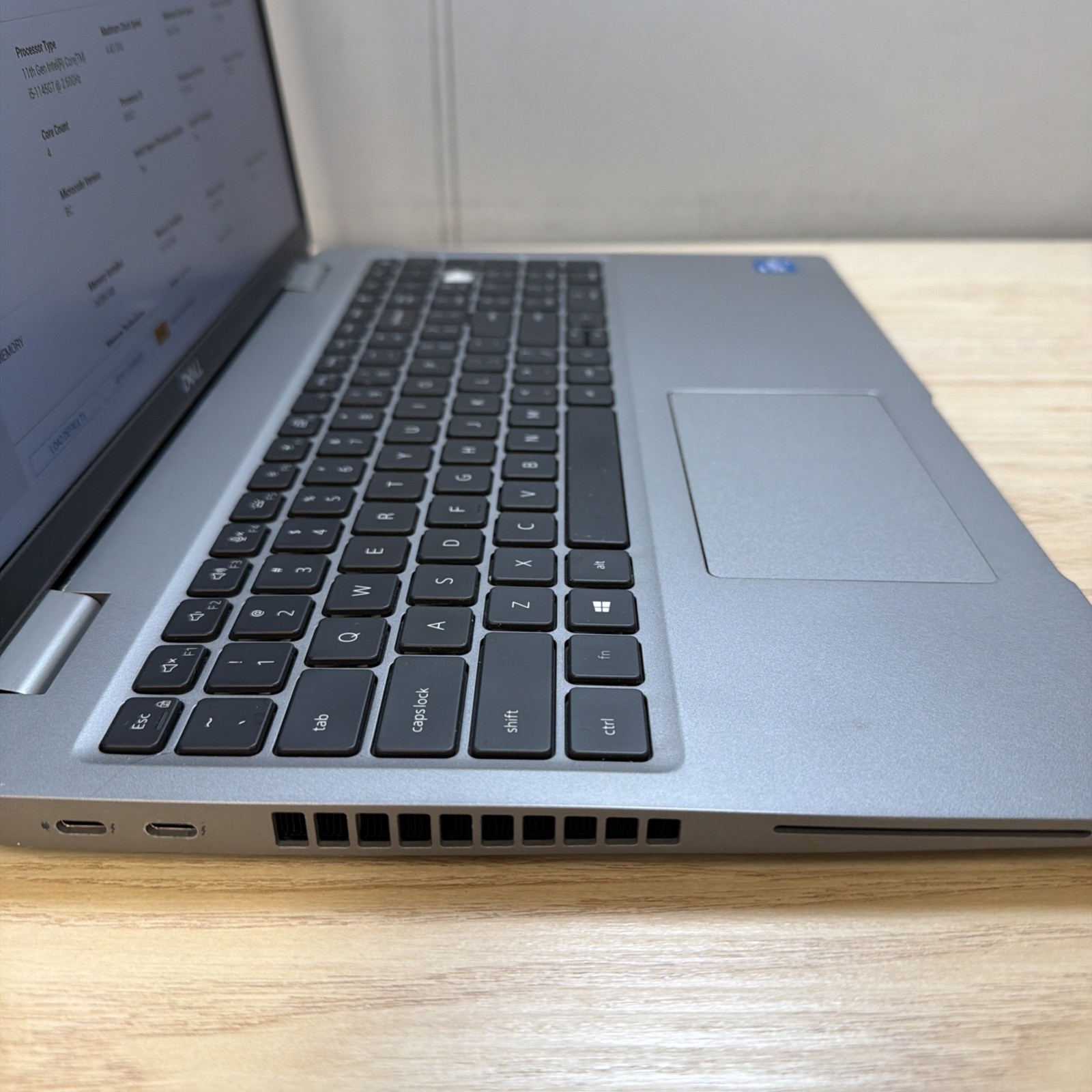 Dell Latitude 5520 i5-1145G7 16GB 512GB SSD 15″ FHD Win11