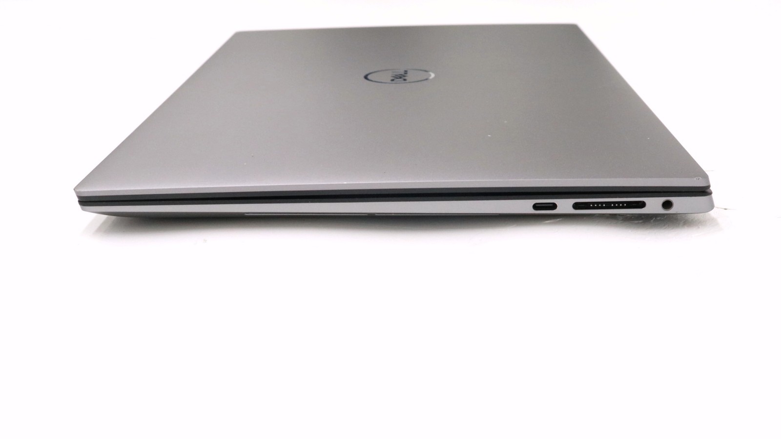 Dell Precision 5570 15″ i5-12600h 16GB 256GB – Good