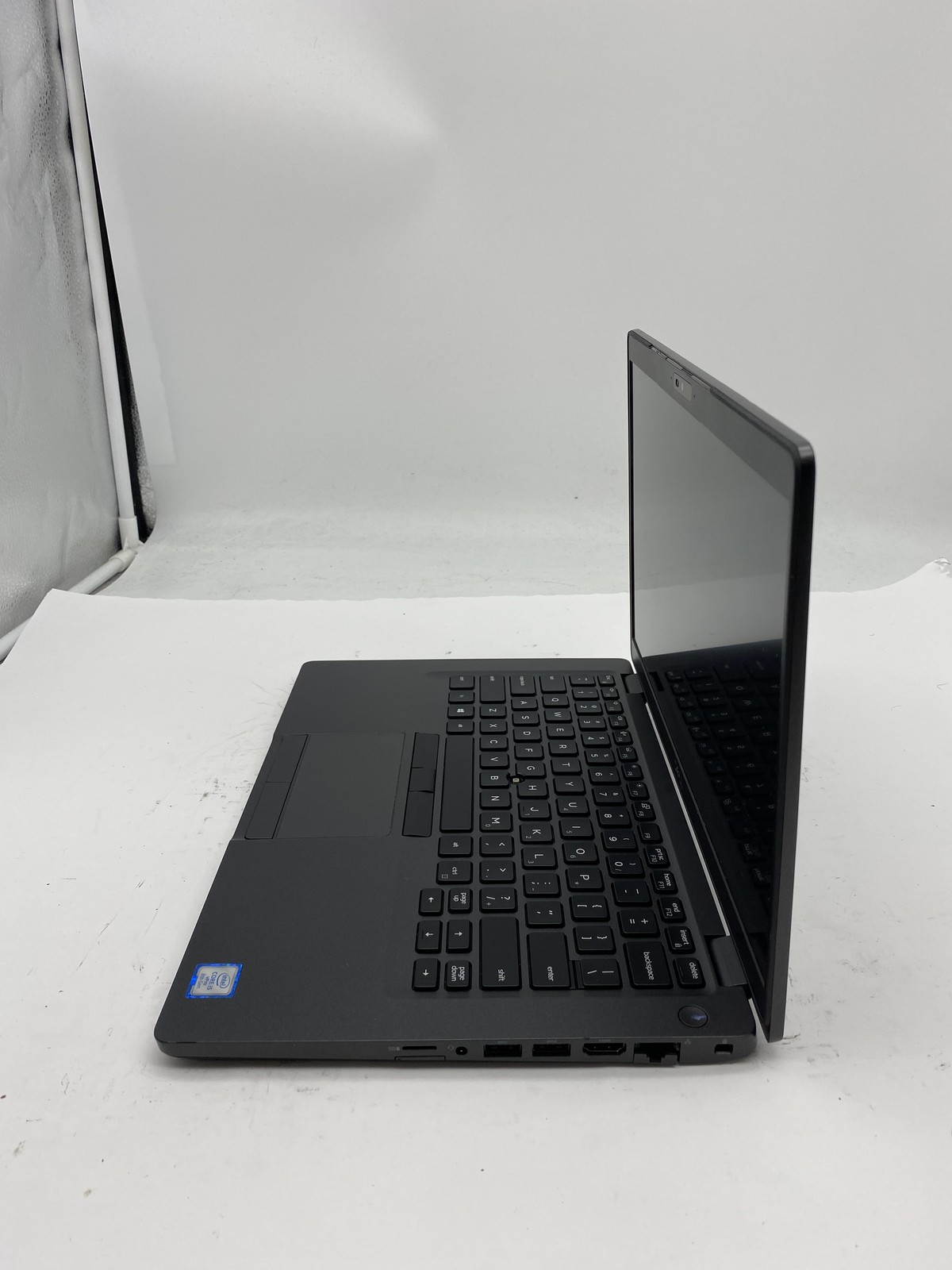 Dell Latitude 5400 Laptop Core i5 8365U 1.6GHz 8GB RAM 256GB SSD Windows 11 Pro