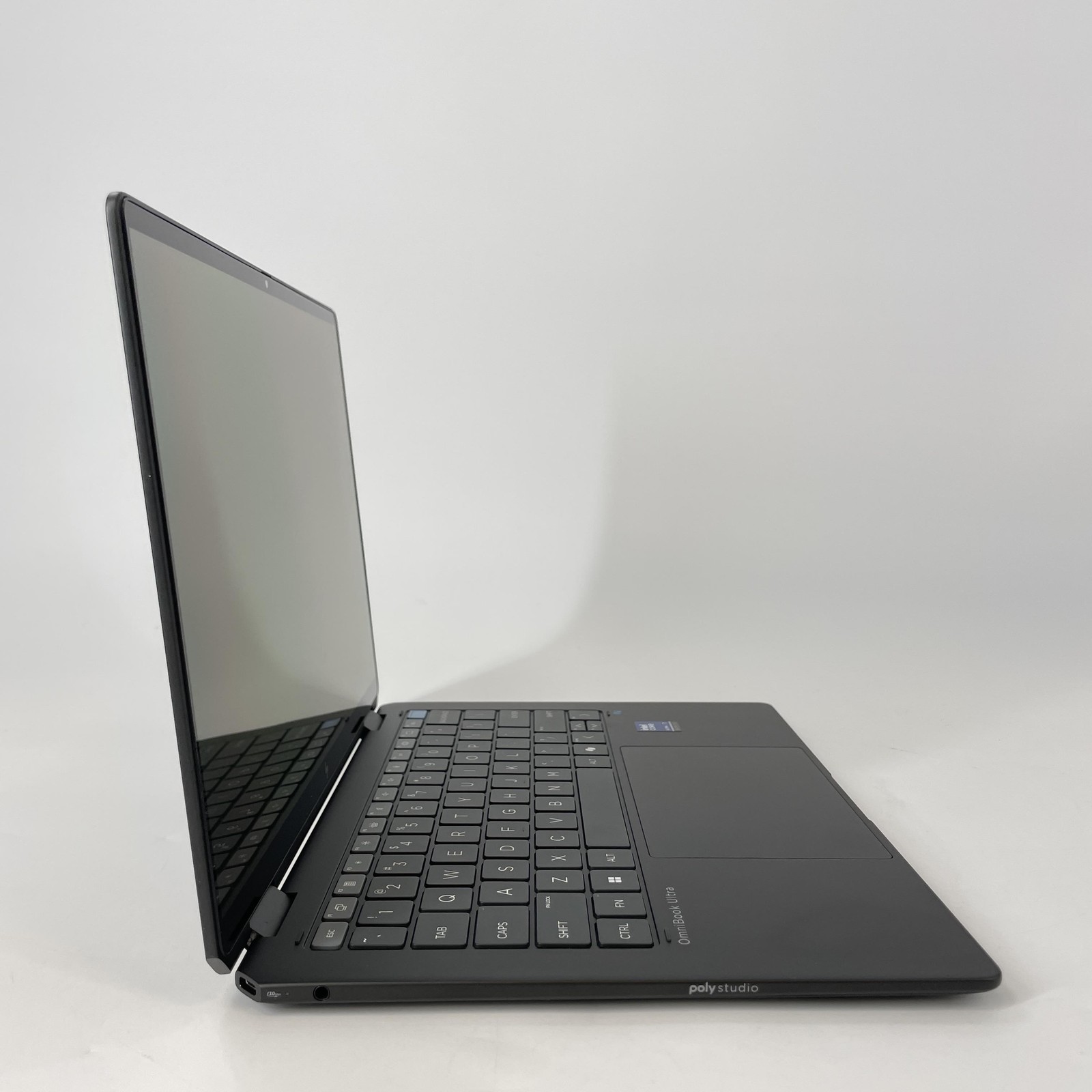 HP OmniBook Ultra Flip 14 3K TOUCH 2.2 GHz Ultra 7 256V 16GB 1TB SSD Excellent