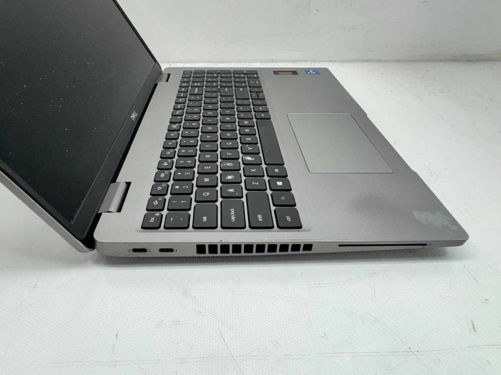 Dell Precision 3560 Intel i7-1185G7@3.0Ghz 16GB RAM 256GB T500 Win 11 **Read**