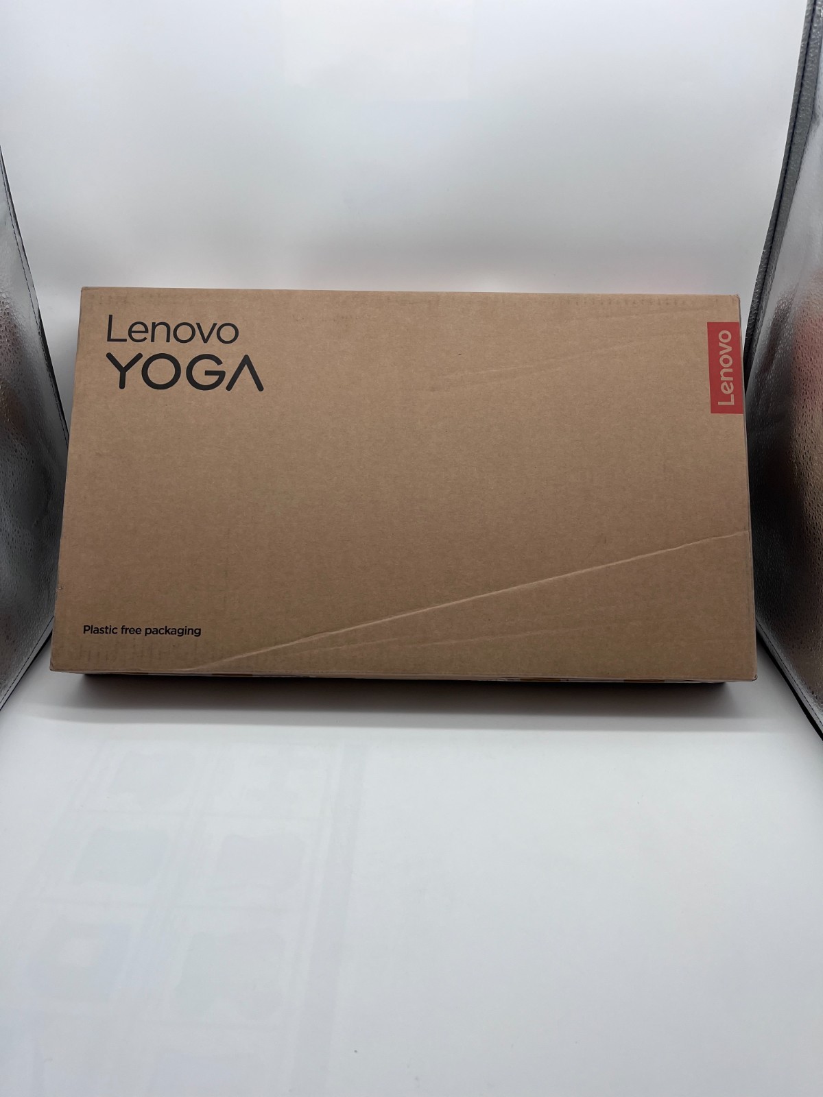Lenovo Yoga Slim 7x Copilot+ PC 14.5″ OLED Snapdragon X Elite 16GB 512GB